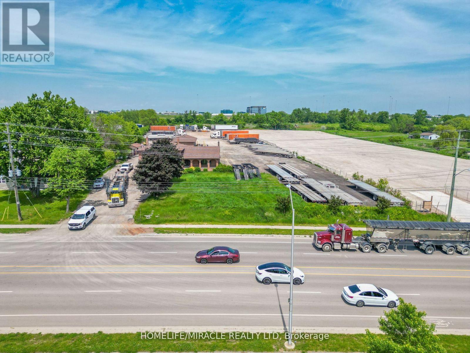 2101 Ninth Line, Oakville, Ontario  L6H 7G7 - Photo 33 - W12414963