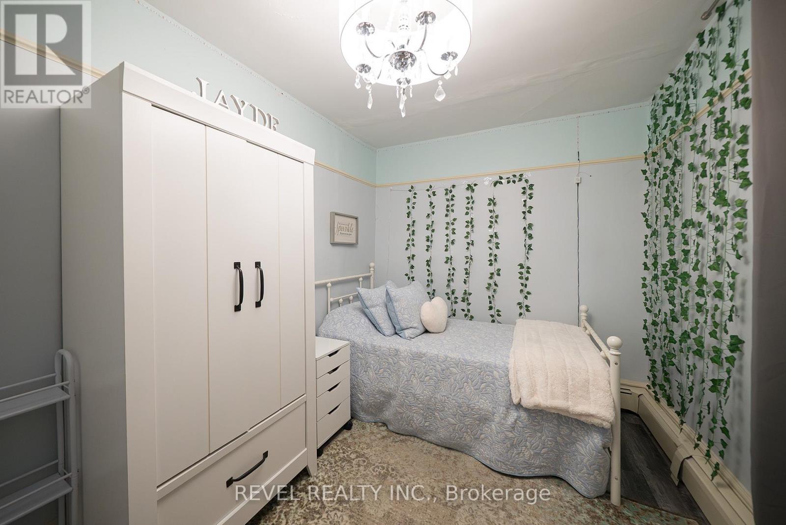 112 German School Road, Brant, Ontario  N3L 3E1 - Photo 31 - X12414927