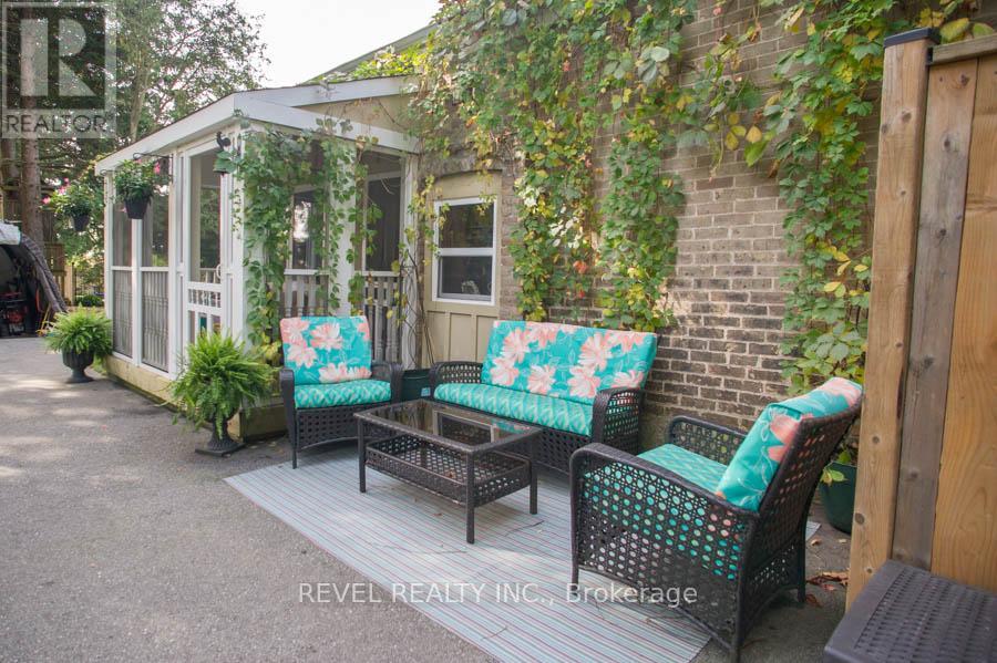 112 German School Road, Brant, Ontario  N3L 3E1 - Photo 34 - X12414927