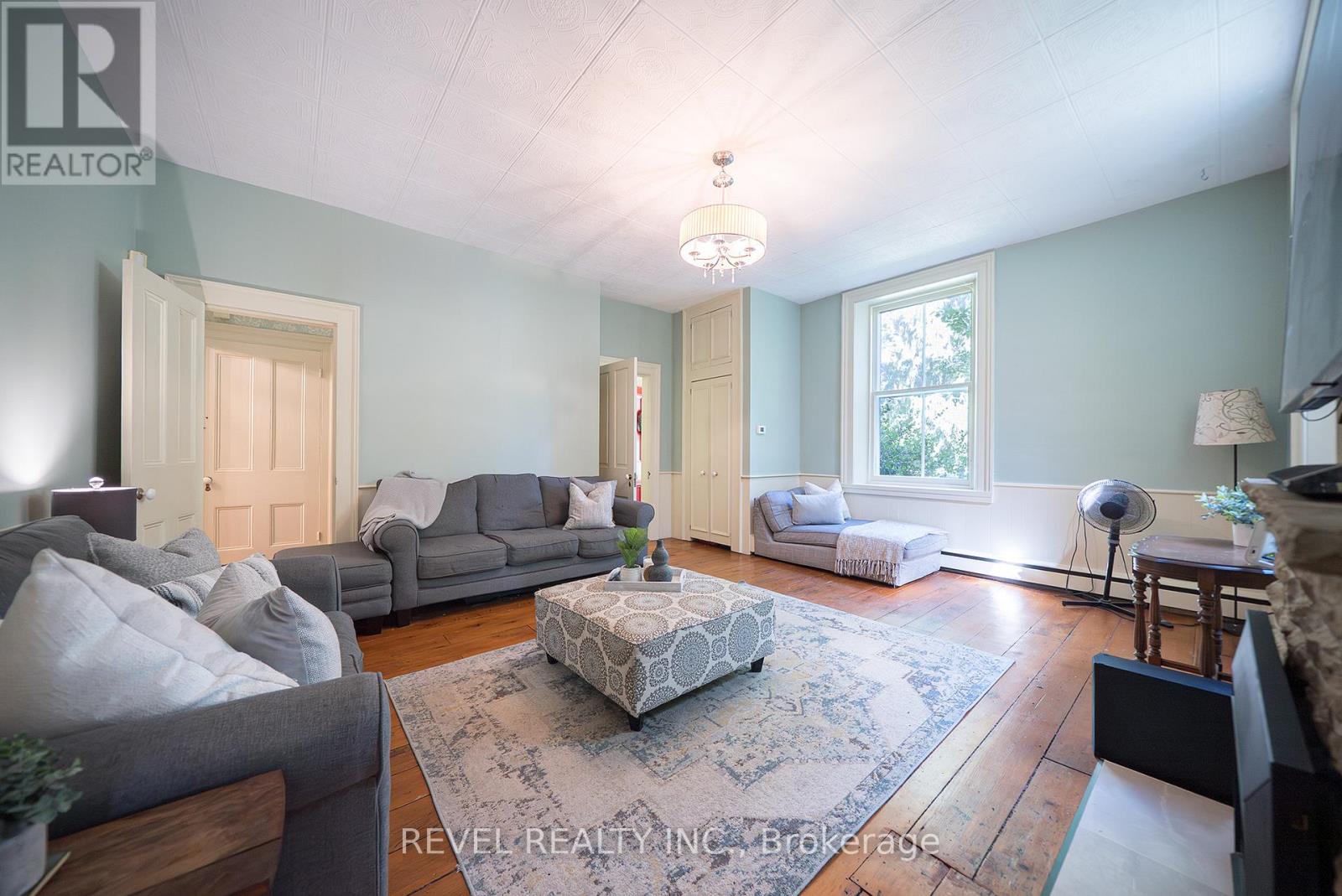 112 German School Road, Brant, Ontario  N3L 3E1 - Photo 6 - X12414927