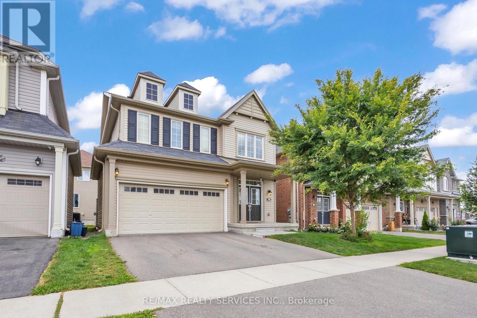 163 Munro Circle, Brantford, Ontario  N3T 0R3 - Photo 2 - X12414941
