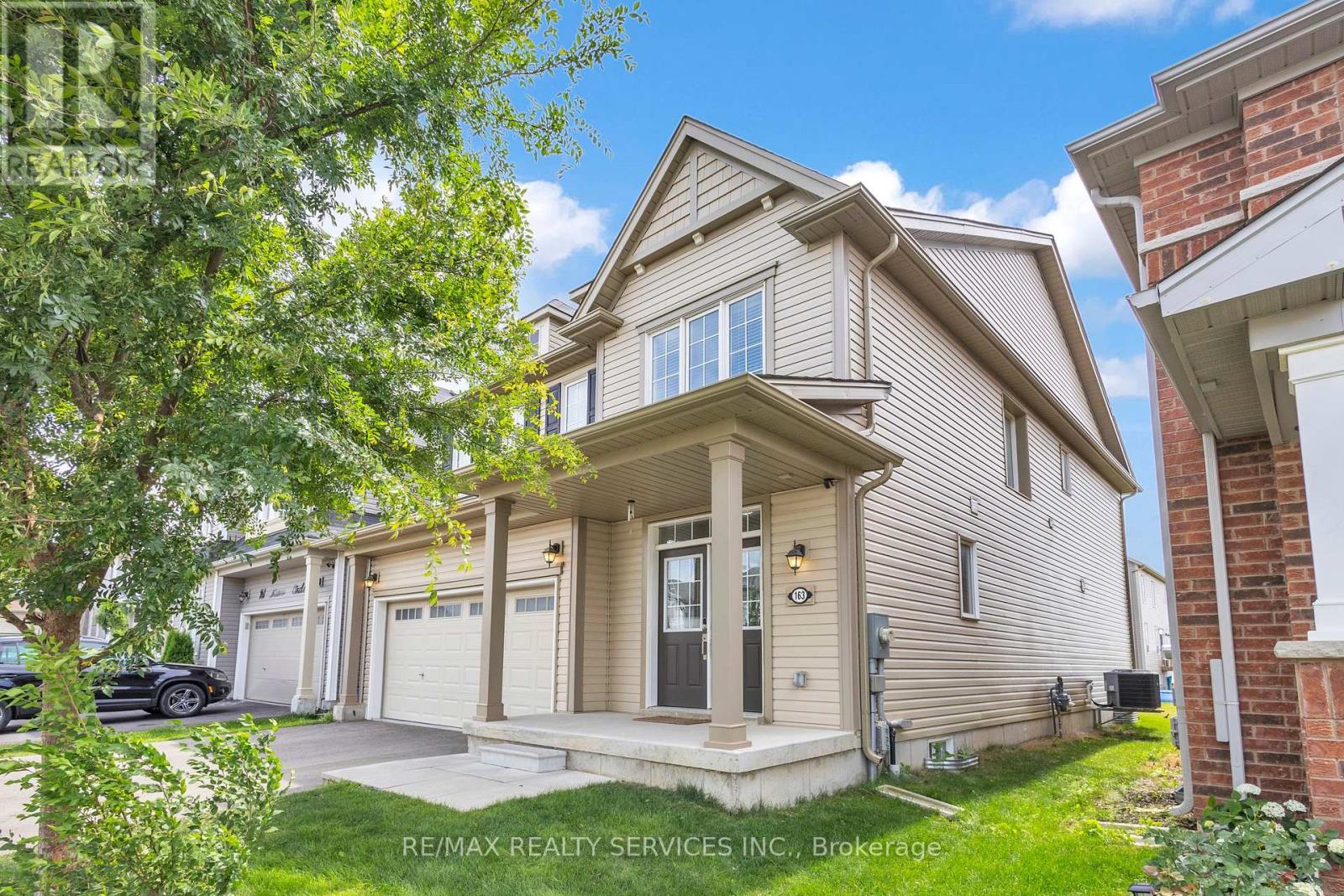 163 Munro Circle, Brantford, Ontario  N3T 0R3 - Photo 3 - X12414941