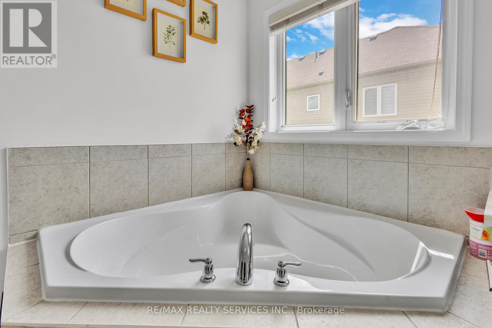163 Munro Circle, Brantford, Ontario  N3T 0R3 - Photo 31 - X12414941
