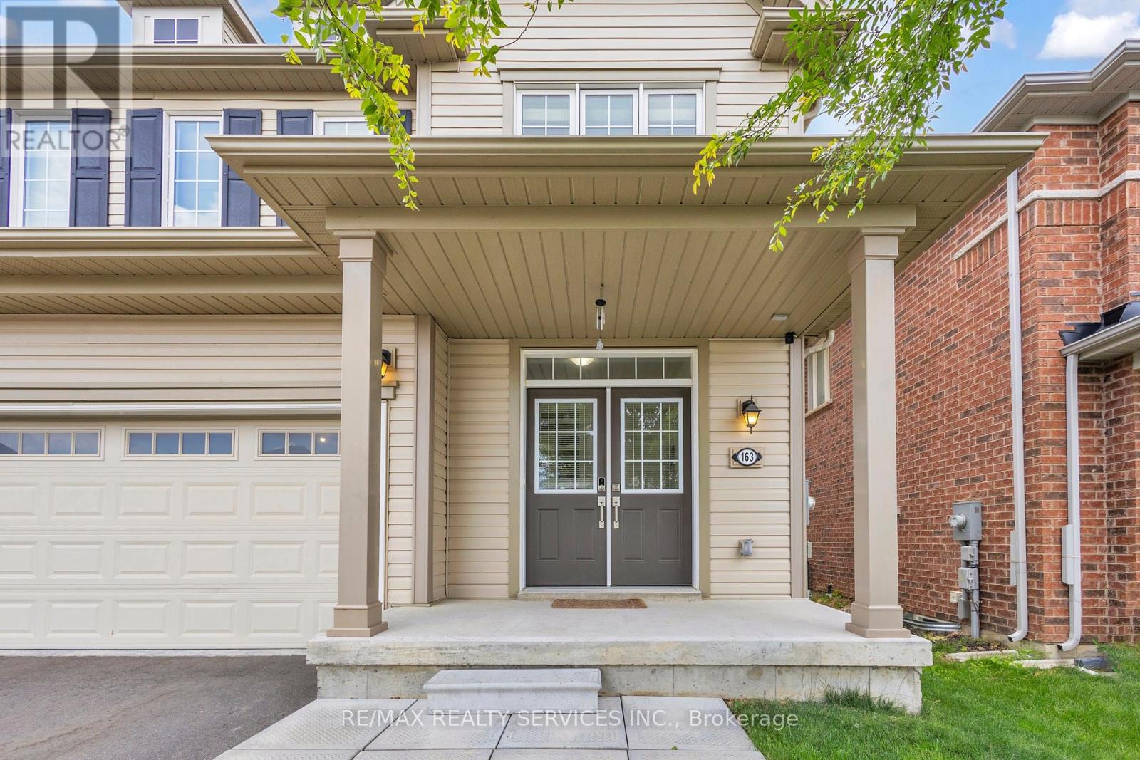 163 Munro Circle, Brantford, Ontario  N3T 0R3 - Photo 4 - X12414941