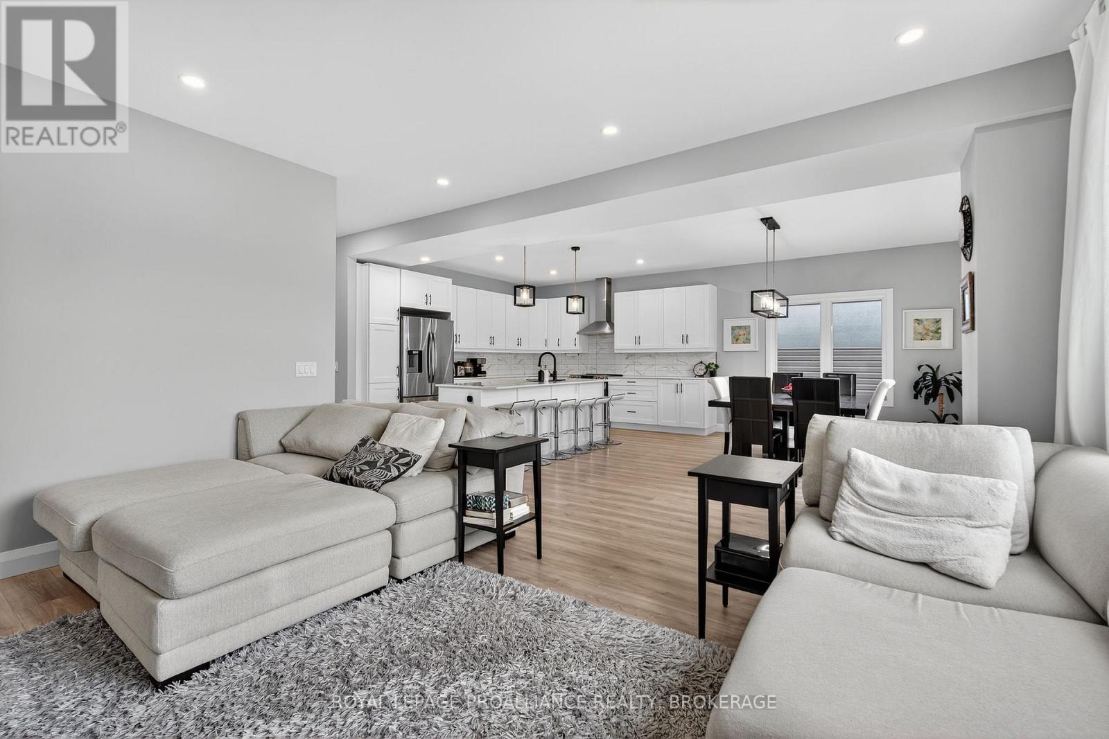 1520 Berkshire Drive, Kingston, Ontario  K7P 0S7 - Photo 8 - X12415213