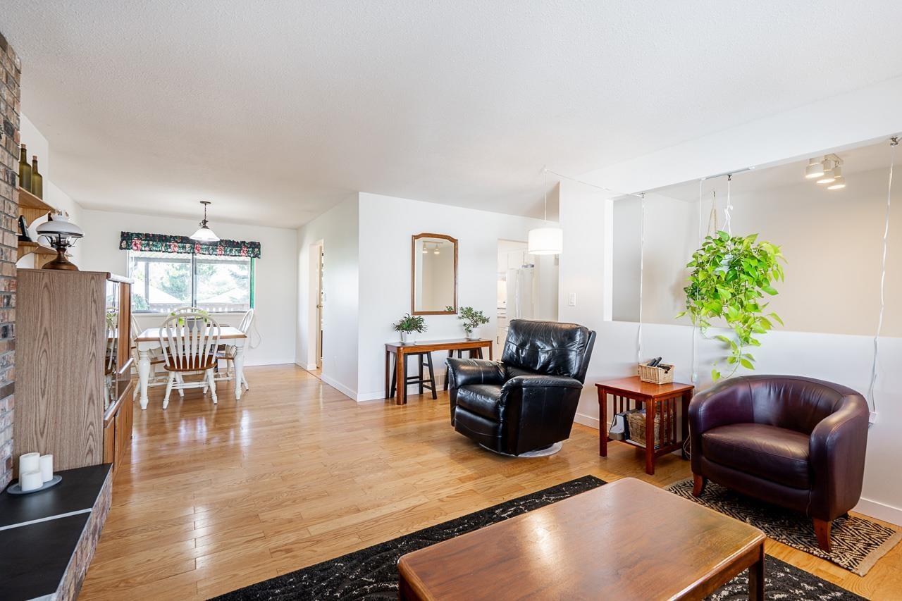 6576 132a Street, Surrey, British Columbia  V3W 8E2 - Photo 4 - R3049139