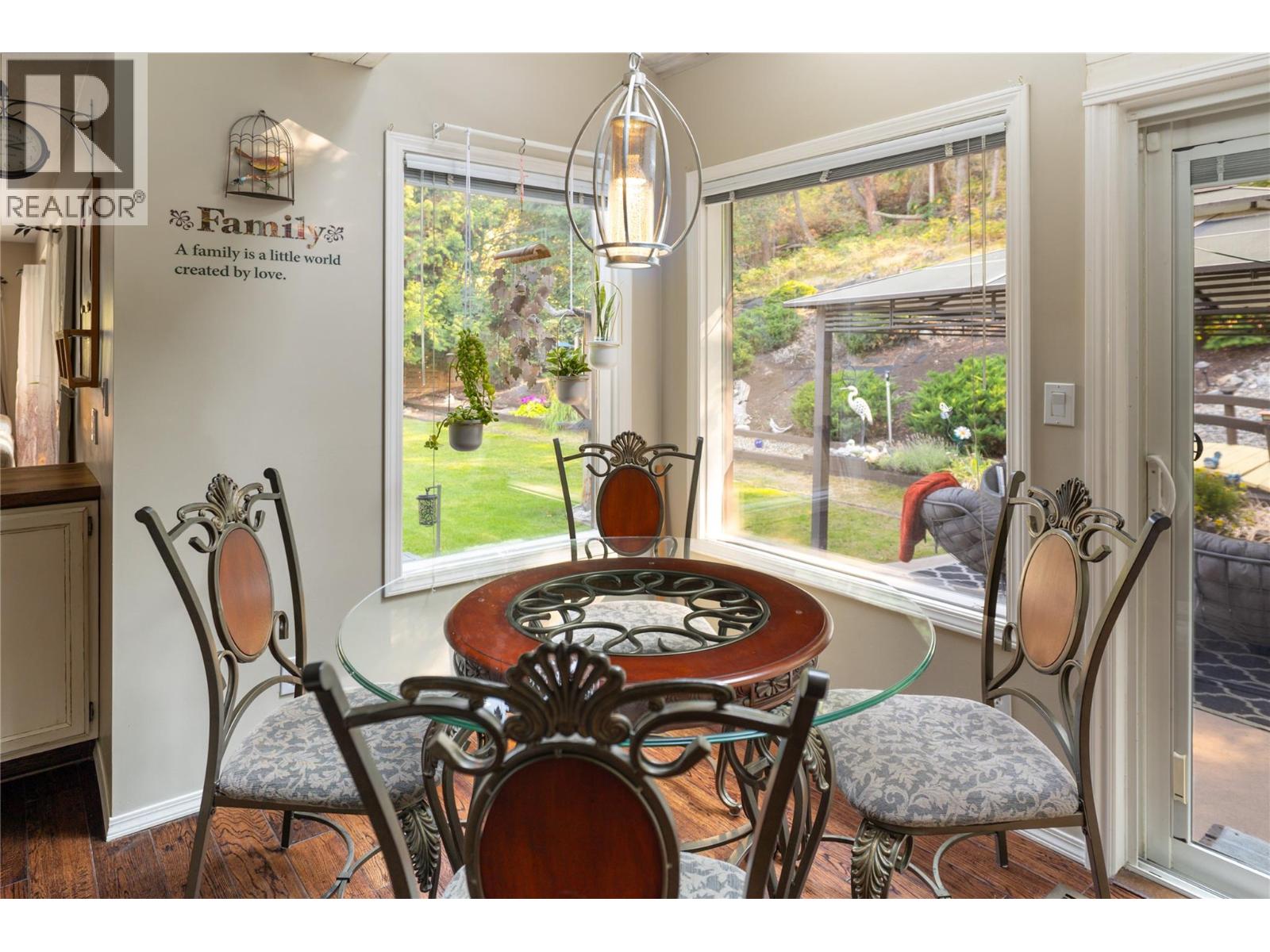 Photo 6 at 4692 Gordon Drive, Lower Mission, Kelowna Photo 6 at 4692 Gordon Drive, Lower Mission, Kelowna