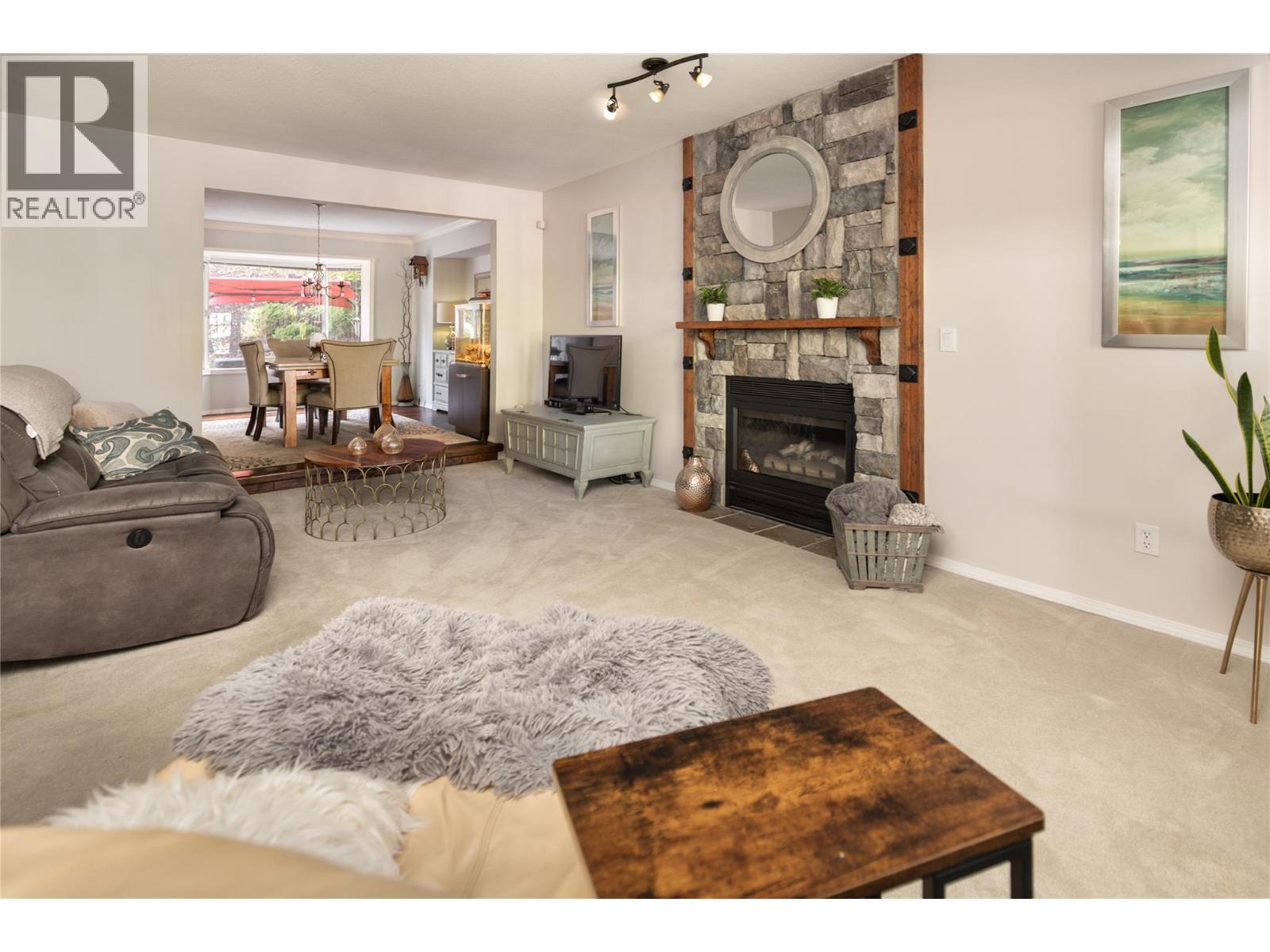 Photo 8 at 4692 Gordon Drive, Lower Mission, Kelowna Photo 8 at 4692 Gordon Drive, Lower Mission, Kelowna