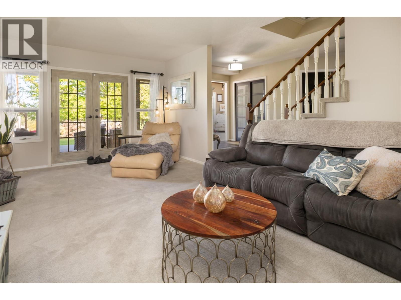 Photo 9 at 4692 Gordon Drive, Lower Mission, Kelowna Photo 9 at 4692 Gordon Drive, Lower Mission, Kelowna