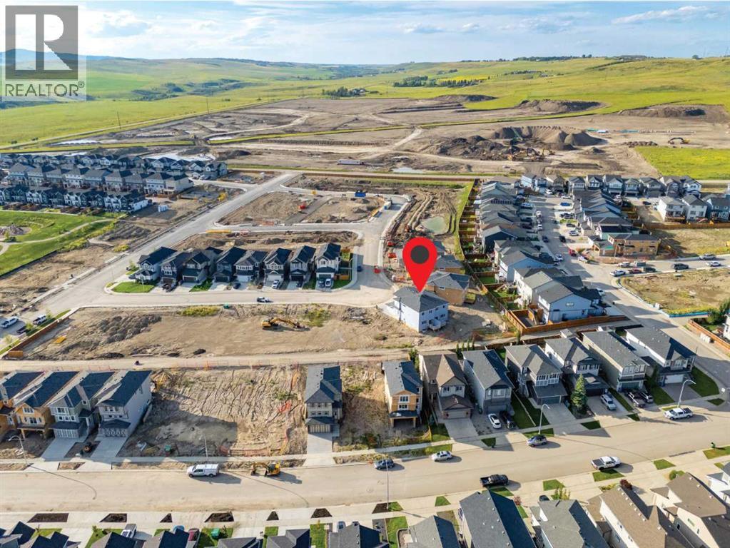 66 Heritage Circle, Cochrane, Alberta  T4C 3G9 - Photo 40 - A2248771