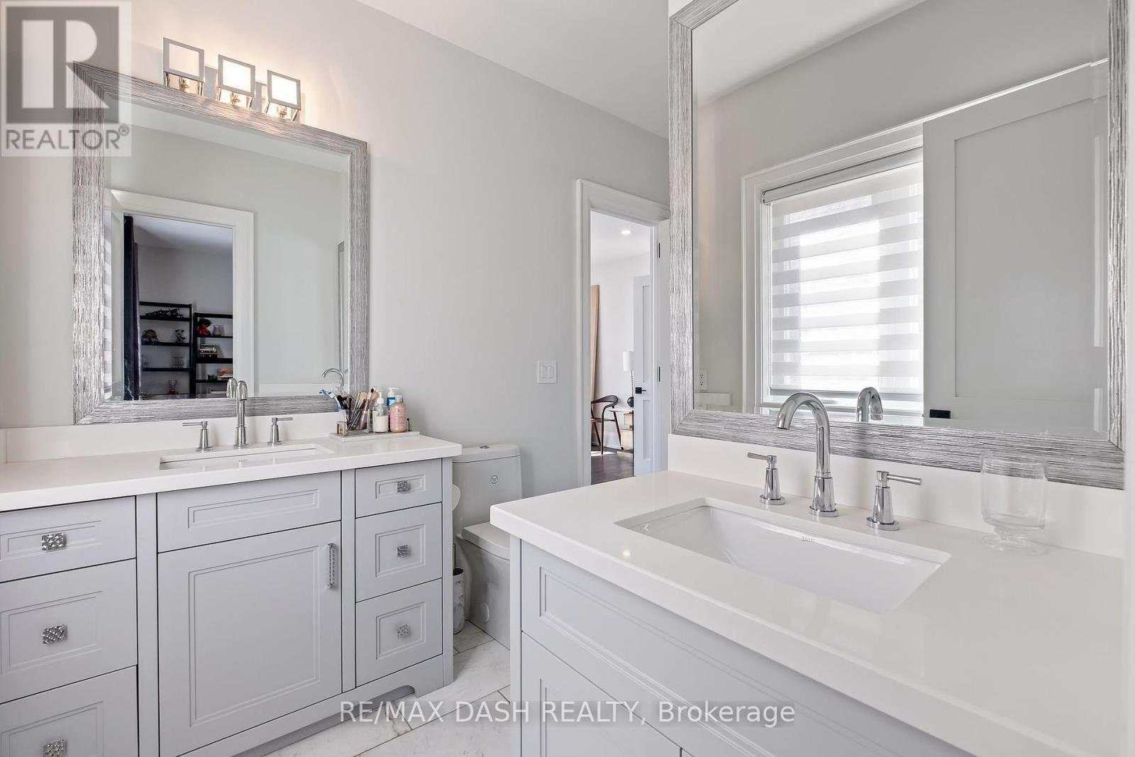 87 Vaughan Boulevard, Vaughan, Ontario  L4J 3N8 - Photo 19 - N12406552