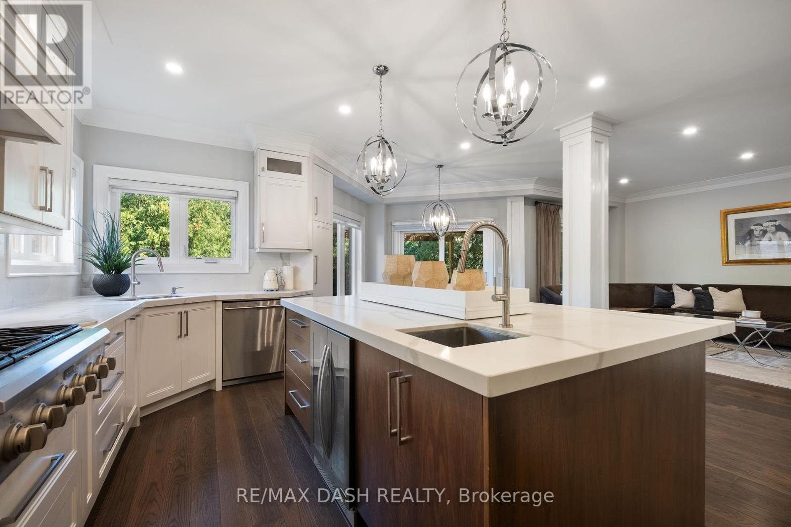 87 Vaughan Boulevard, Vaughan, Ontario  L4J 3N8 - Photo 15 - N12406552