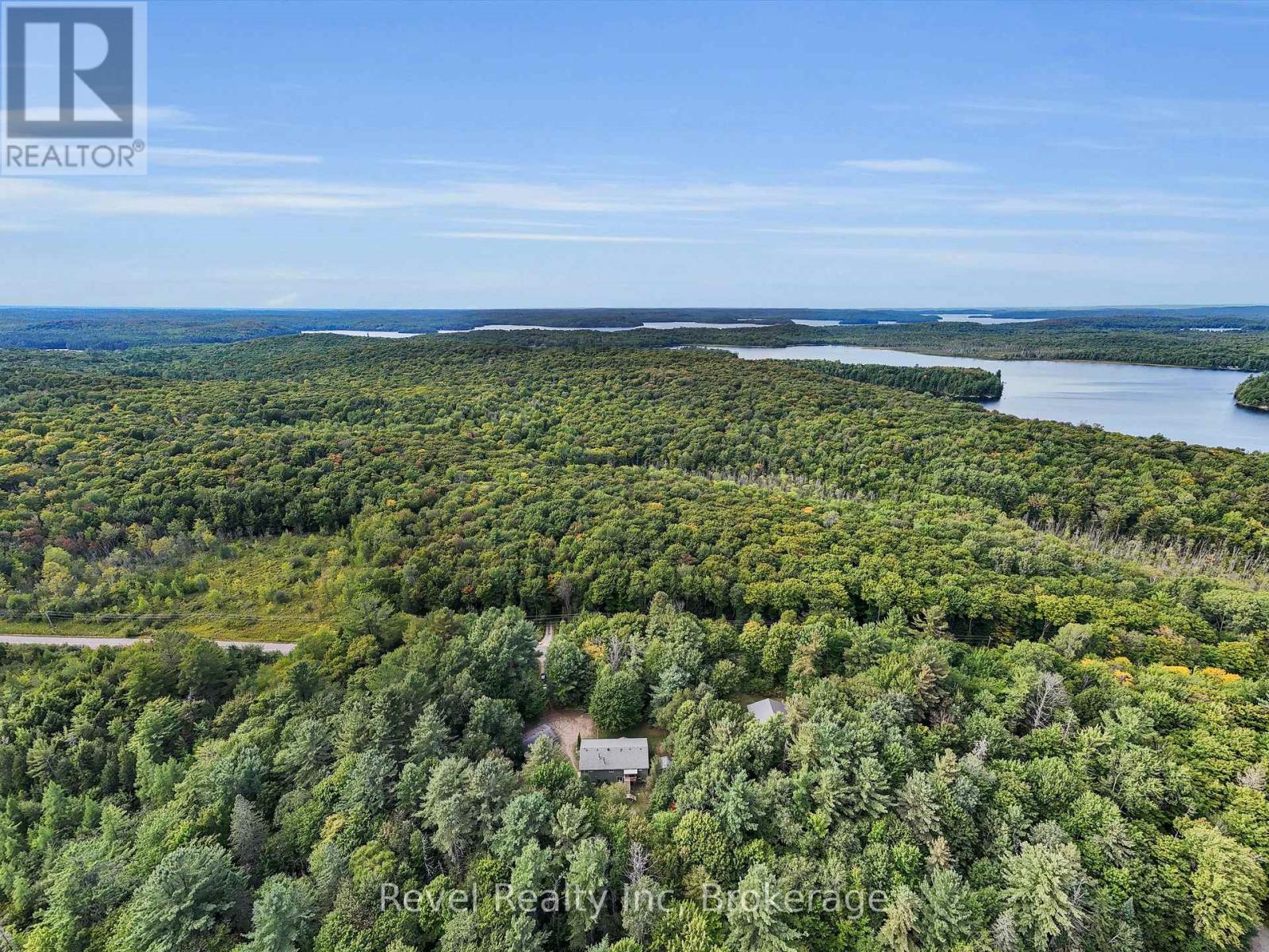 1326 Echo Lake Road, Lake Of Bays, Ontario  P0B 1A0 - Photo 36 - X12415221