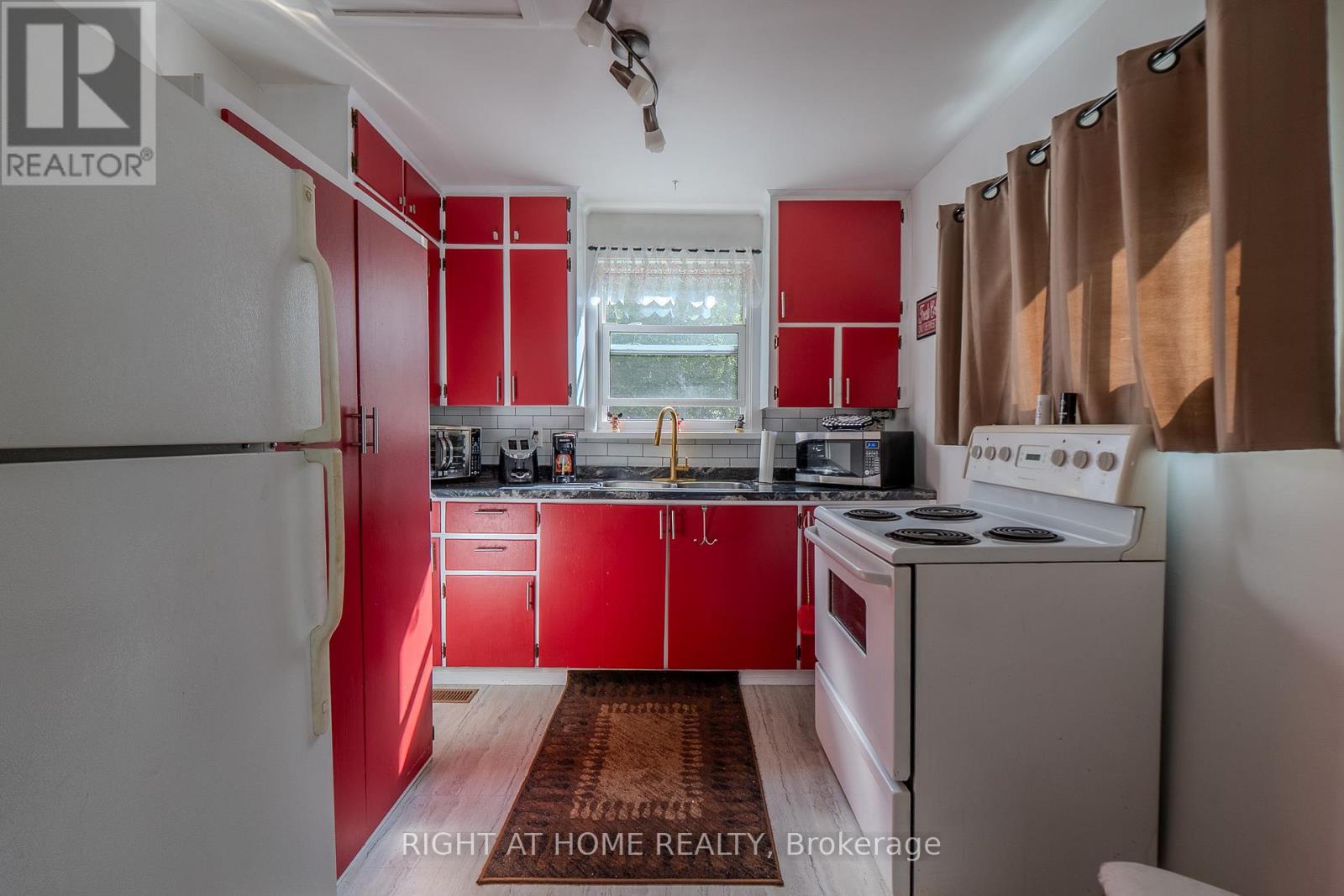 618 Hwy 630, Calvin, Ontario  P0H 1V0 - Photo 22 - X12403997