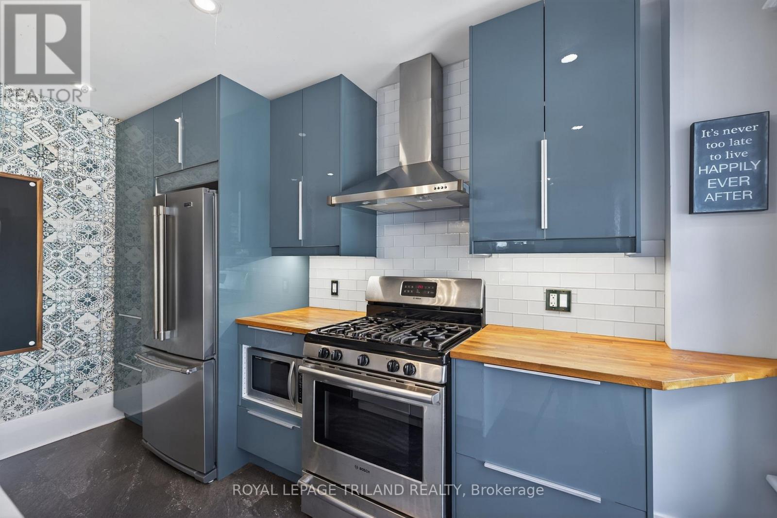 263 Ridout Street S, London South, Ontario  N6C 3Y7 - Photo 19 - X12415244
