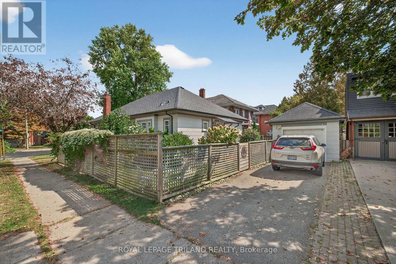 263 Ridout Street S, London South, Ontario  N6C 3Y7 - Photo 43 - X12415244