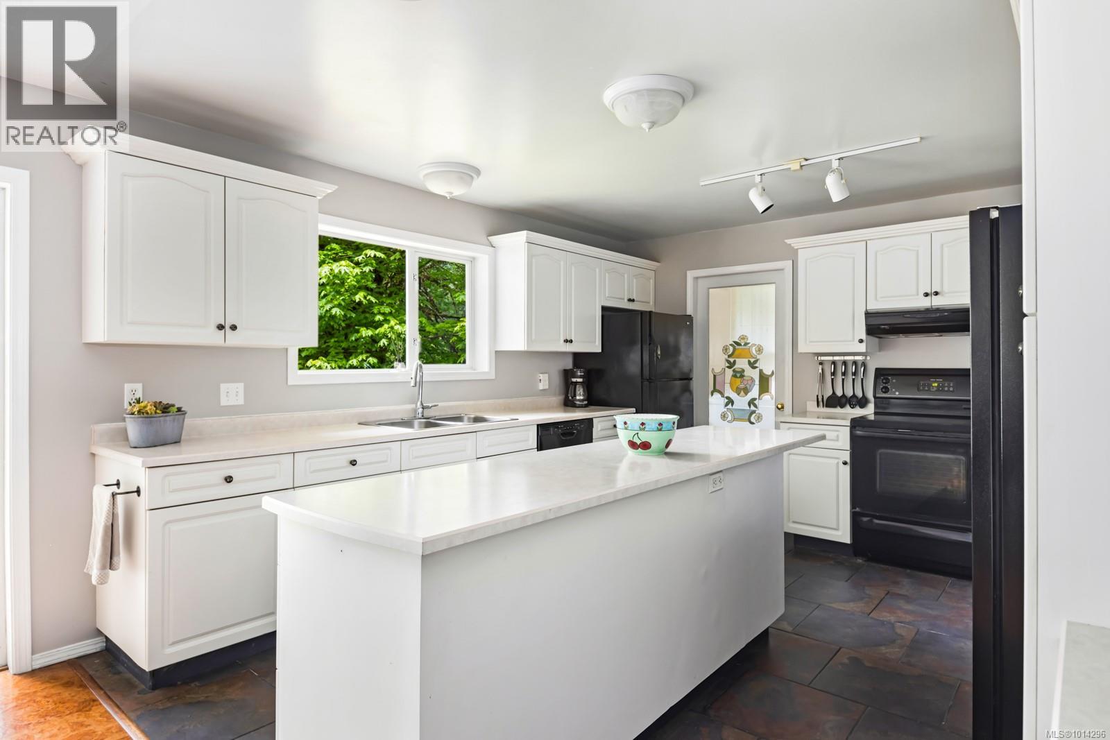 6918 Beach Dr, Honeymoon Bay, British Columbia  V0R 1Y0 - Photo 16 - 1014296