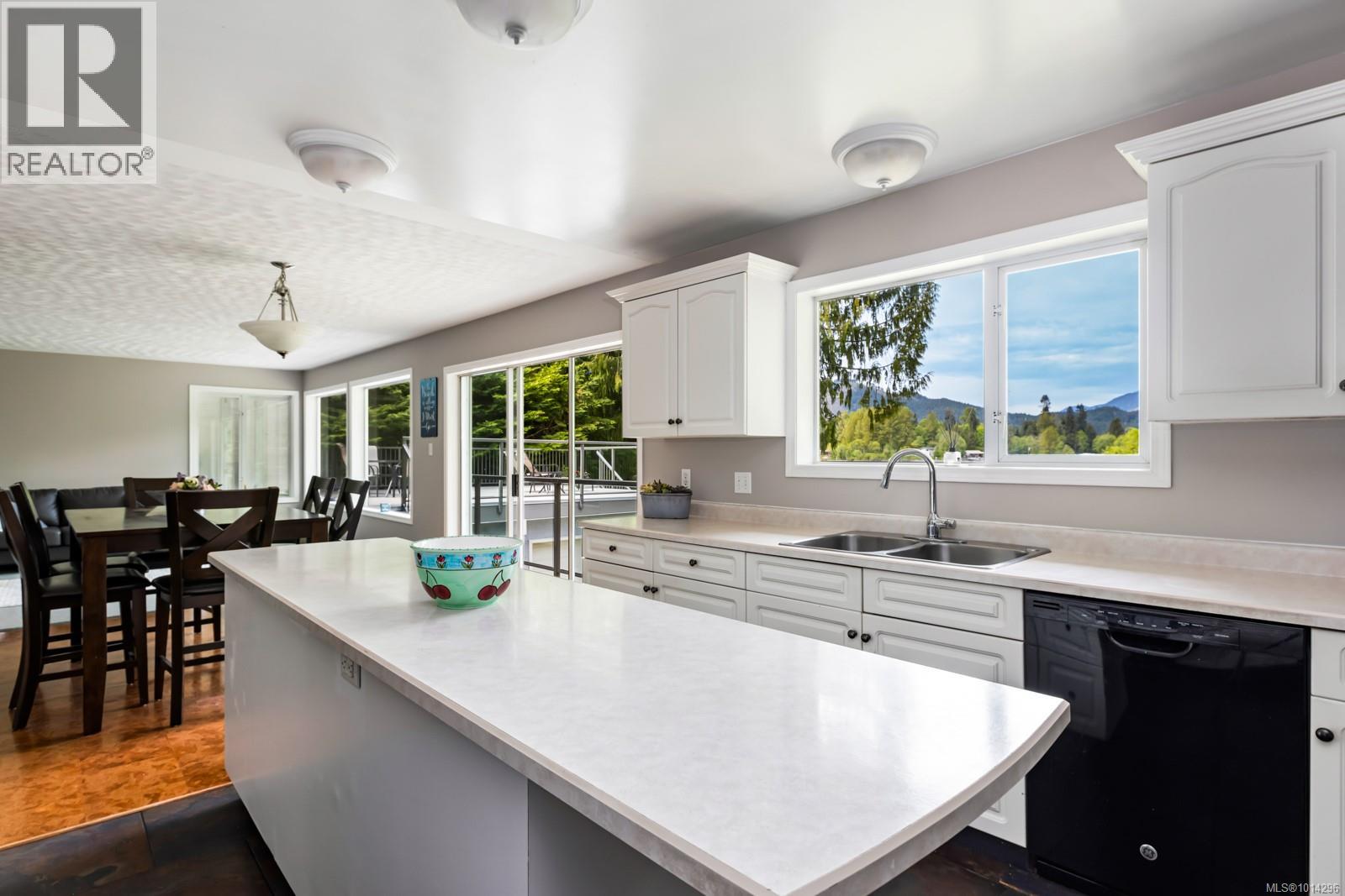 6918 Beach Dr, Honeymoon Bay, British Columbia  V0R 1Y0 - Photo 19 - 1014296