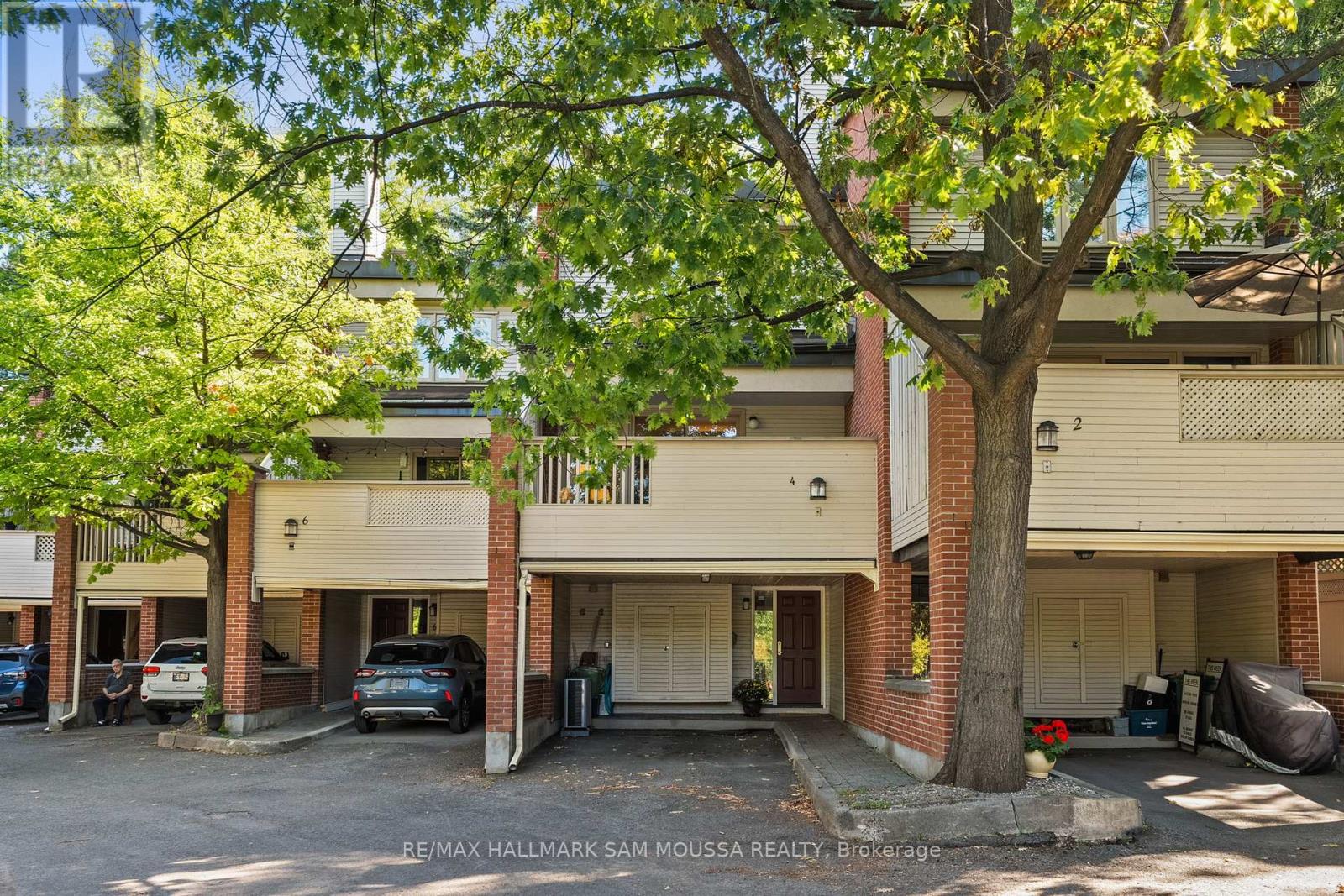 4 - 60 GREENFIELD AVENUE, ottawa, Ontario