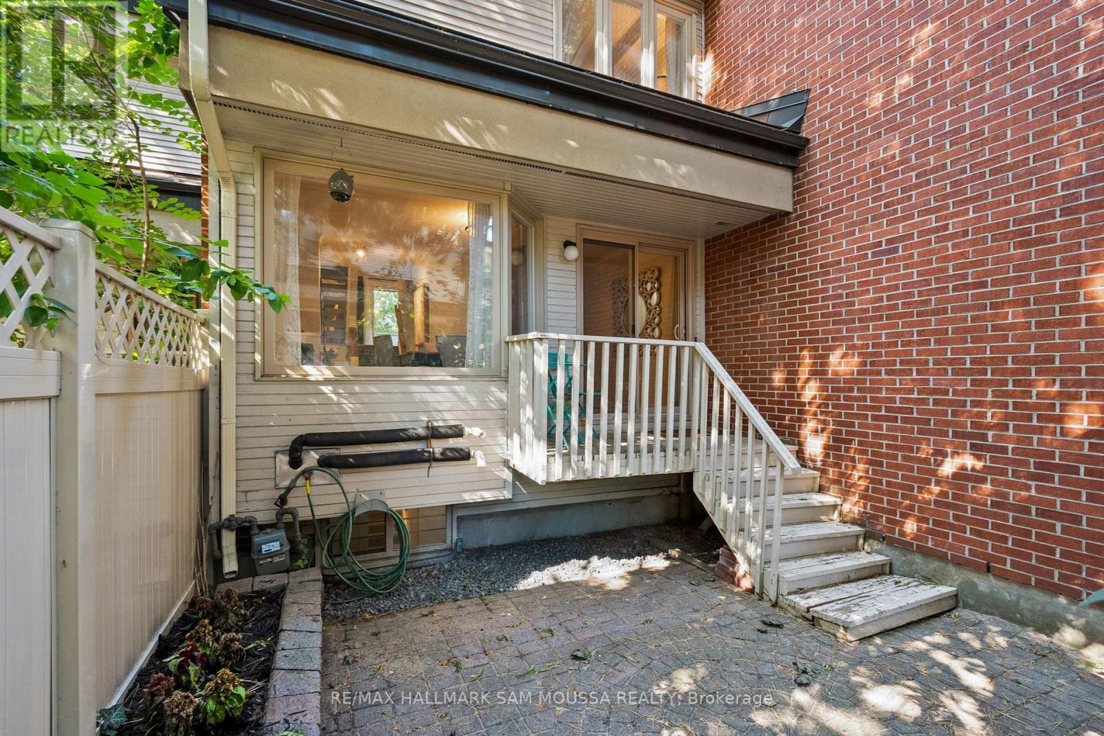4 - 60 Greenfield Avenue, Ottawa, Ontario  K1S 0X7 - Photo 32 - X12415175