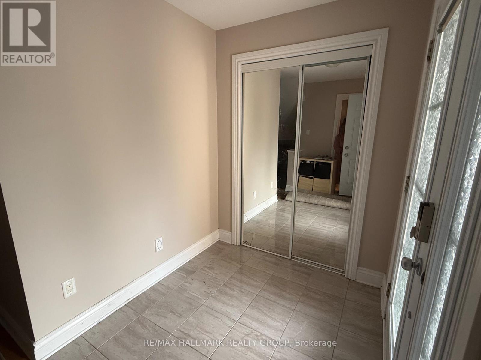 2309 Marble Crescent, Clarence-Rockland, Ontario  K4K 0G9 - Photo 3 - X12415200