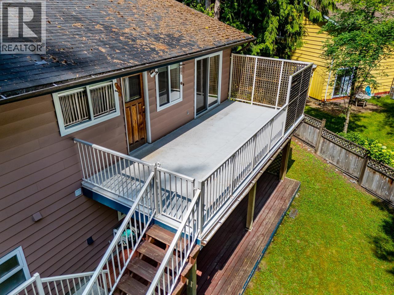 2283 Park Crescent, Coquitlam, British Columbia  V3J 6T3 - Photo 32 - R3050006