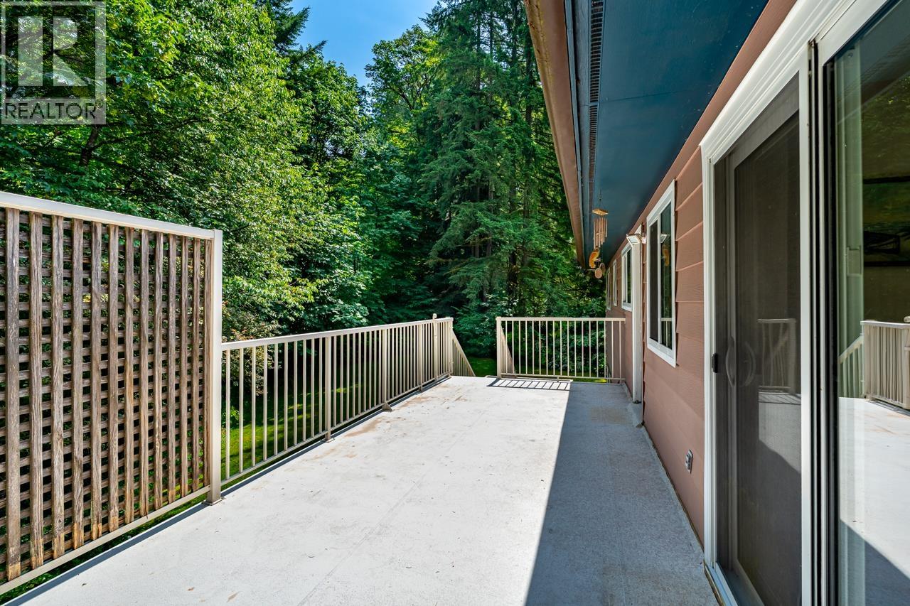 2283 Park Crescent, Coquitlam, British Columbia  V3J 6T3 - Photo 33 - R3050006