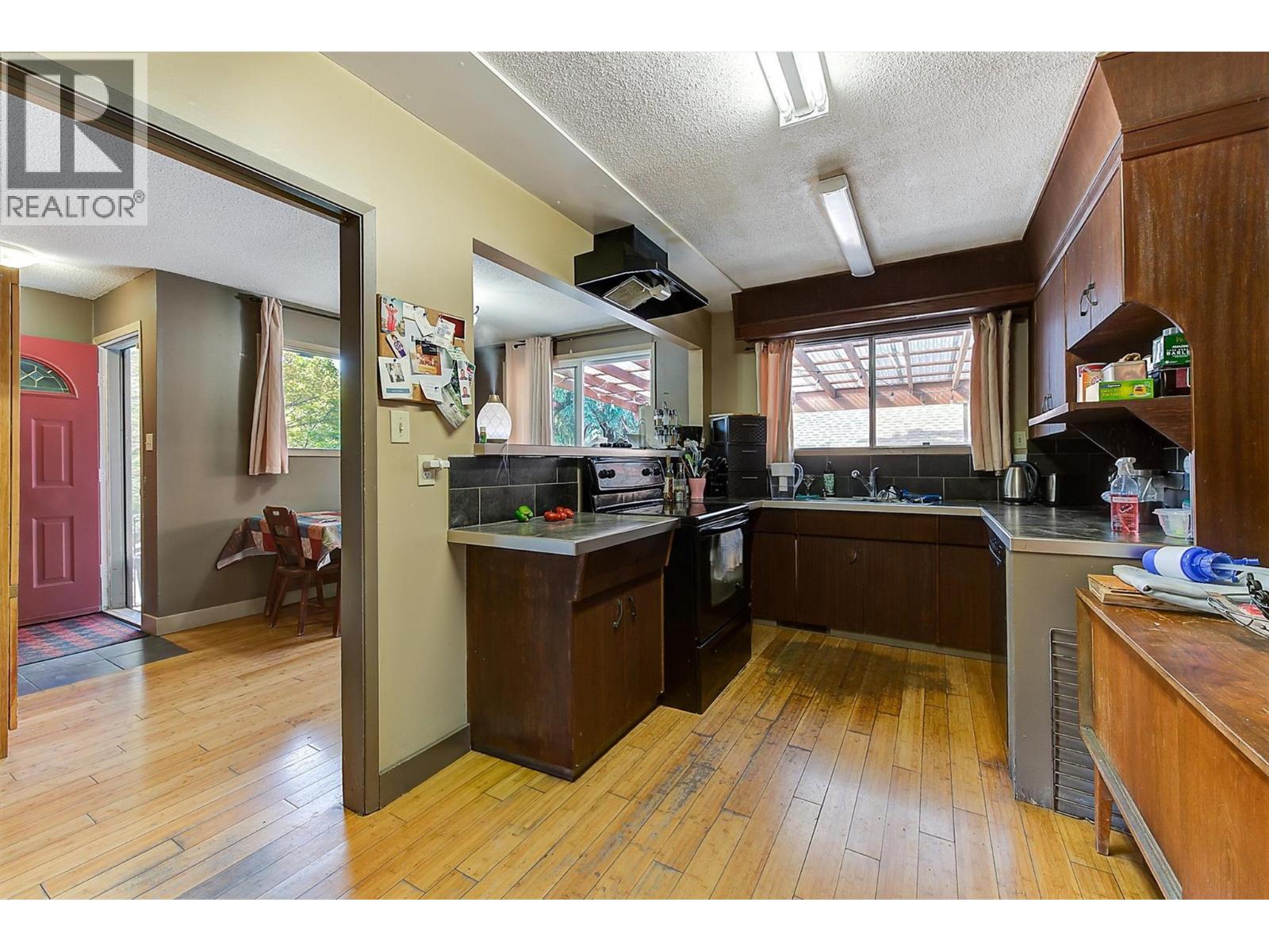 738 Morrison Avenue Kelowna Photo 13
