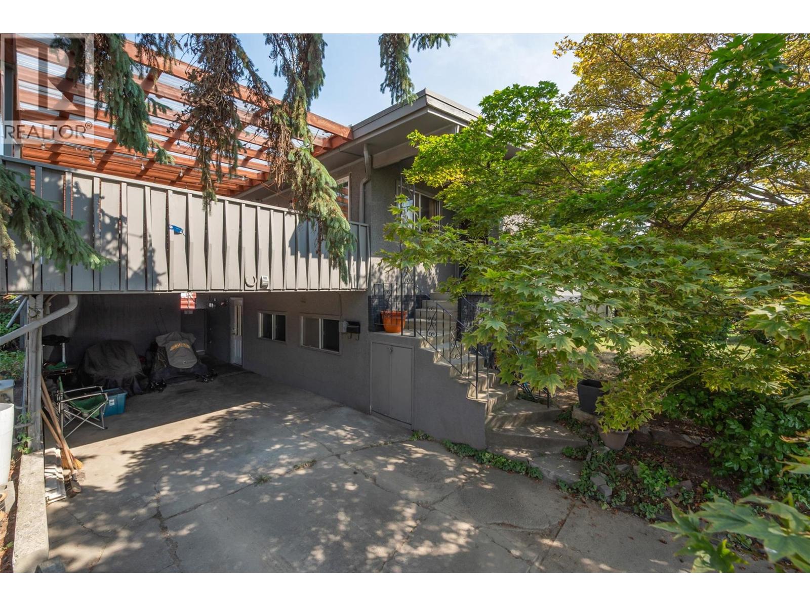 738 Morrison Avenue Kelowna Photo 8