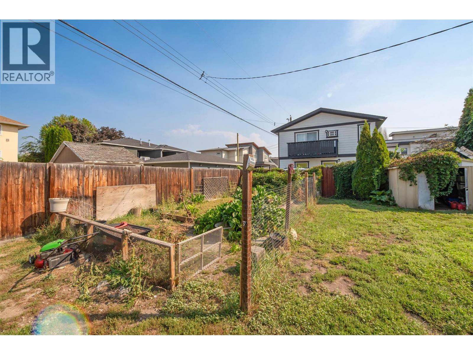 738 Morrison Avenue Kelowna Photo 30