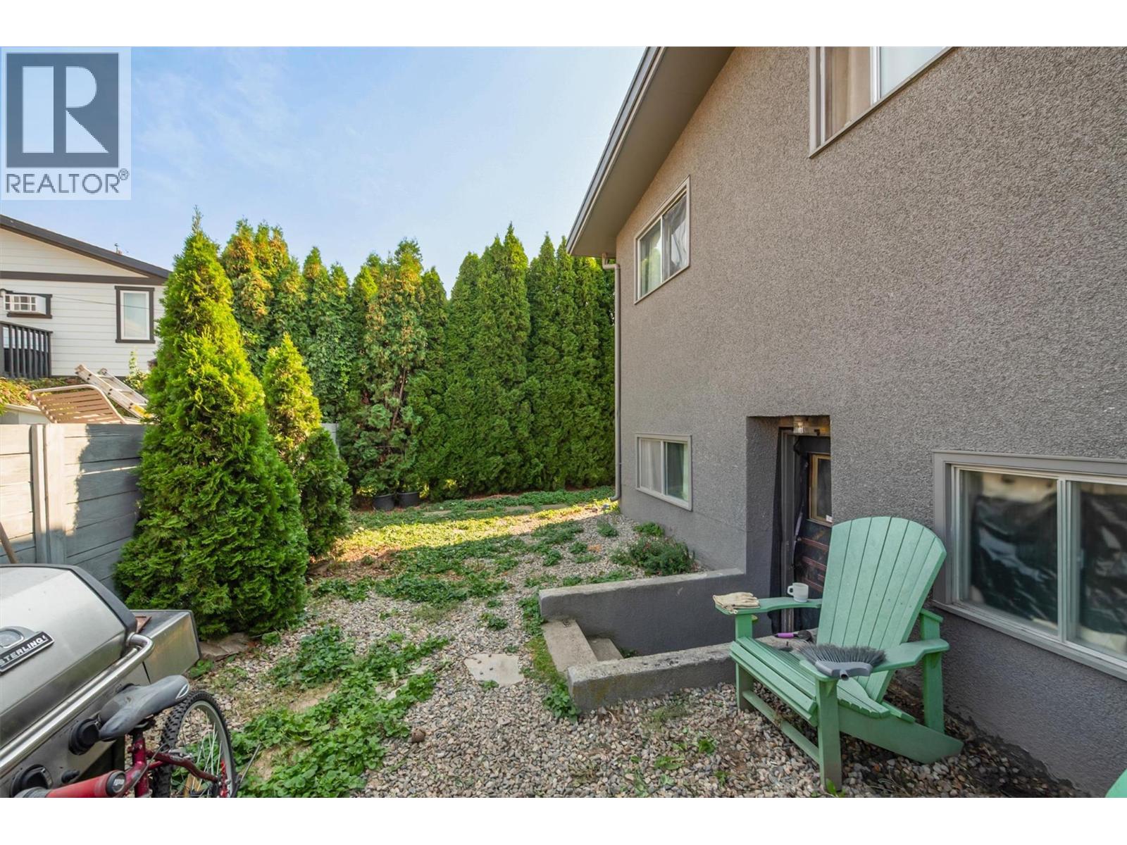 738 Morrison Avenue Kelowna Photo 29