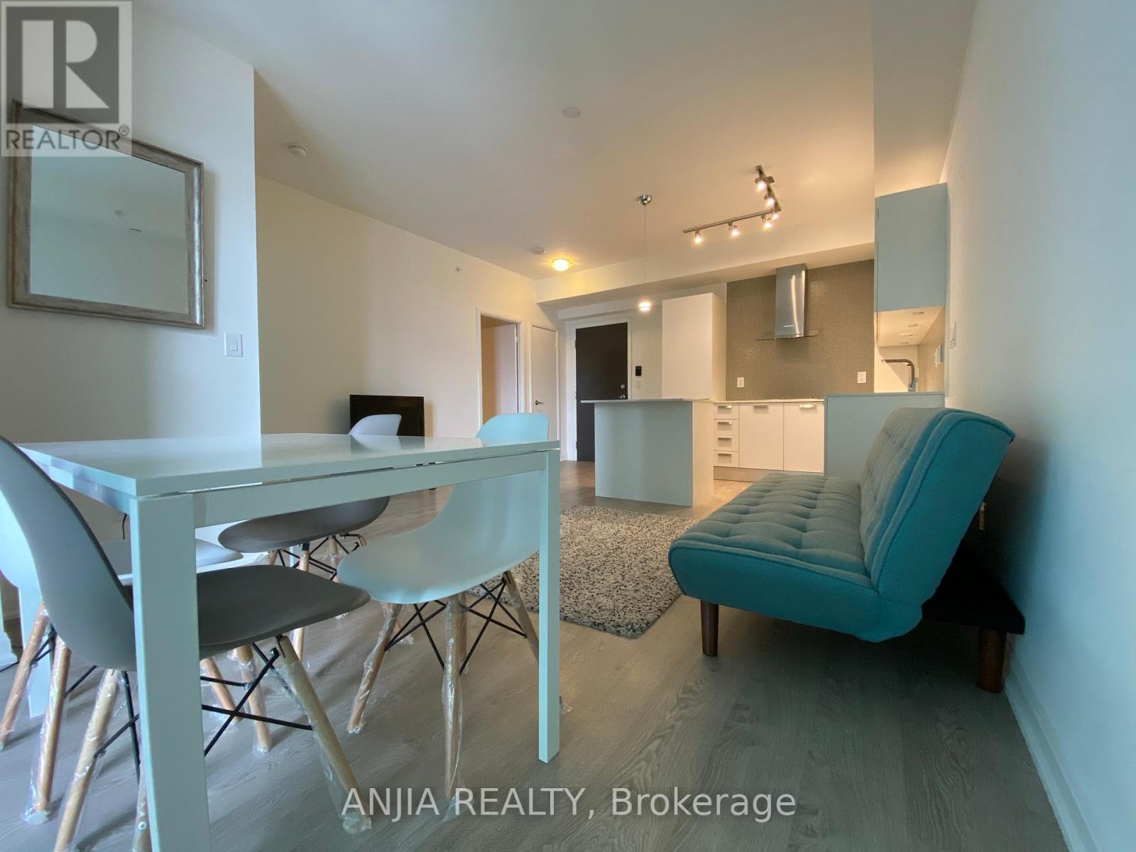 2104 - 9 BOGERT AVENUE, Toronto, Ontario