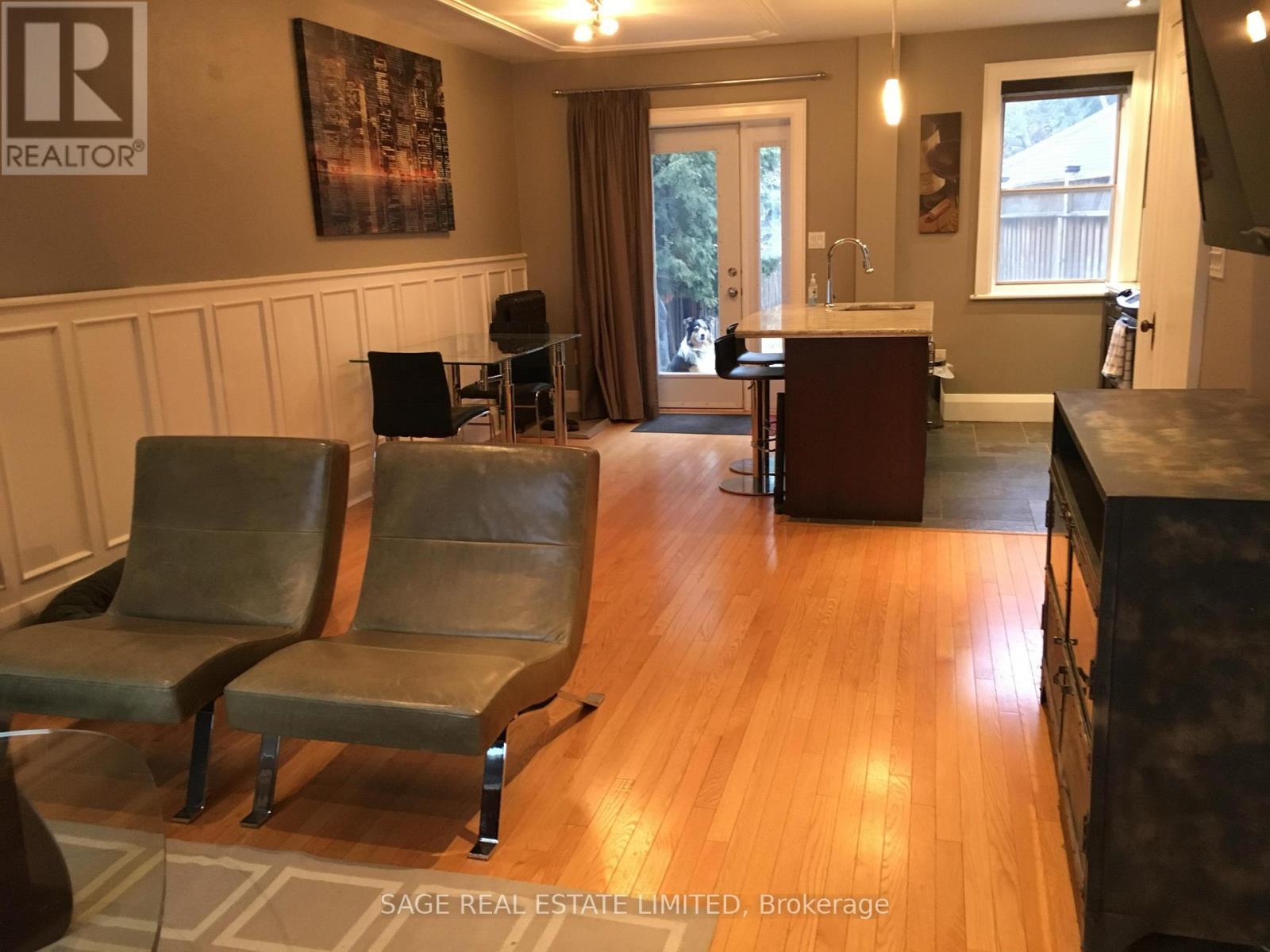 569 Soudan Avenue, Toronto, Ontario  M4S 1X1 - Photo 3 - C12415114