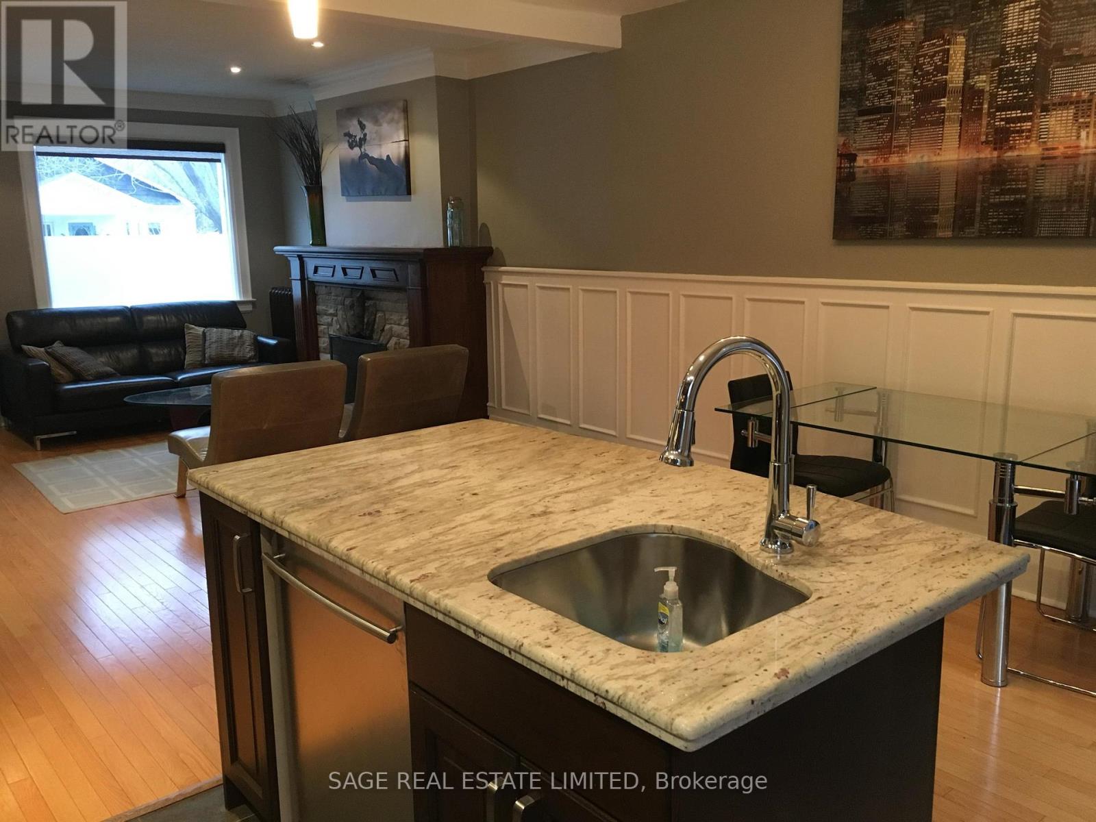 569 Soudan Avenue, Toronto, Ontario  M4S 1X1 - Photo 6 - C12415114
