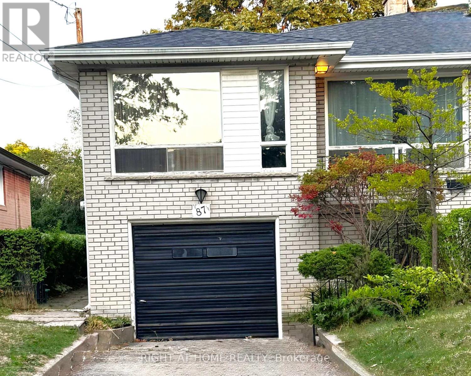 87 Fenelon Drive, Toronto, Ontario  M3A 3K4 - Photo 5 - C12410975