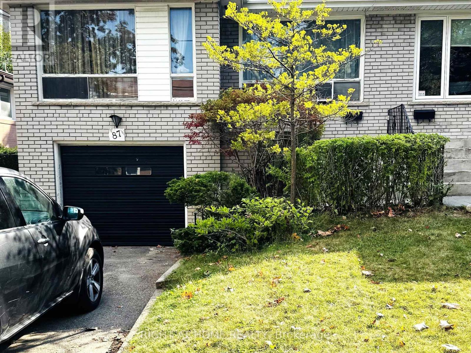 87 Fenelon Drive, Toronto, Ontario  M3A 3K4 - Photo 4 - C12410975