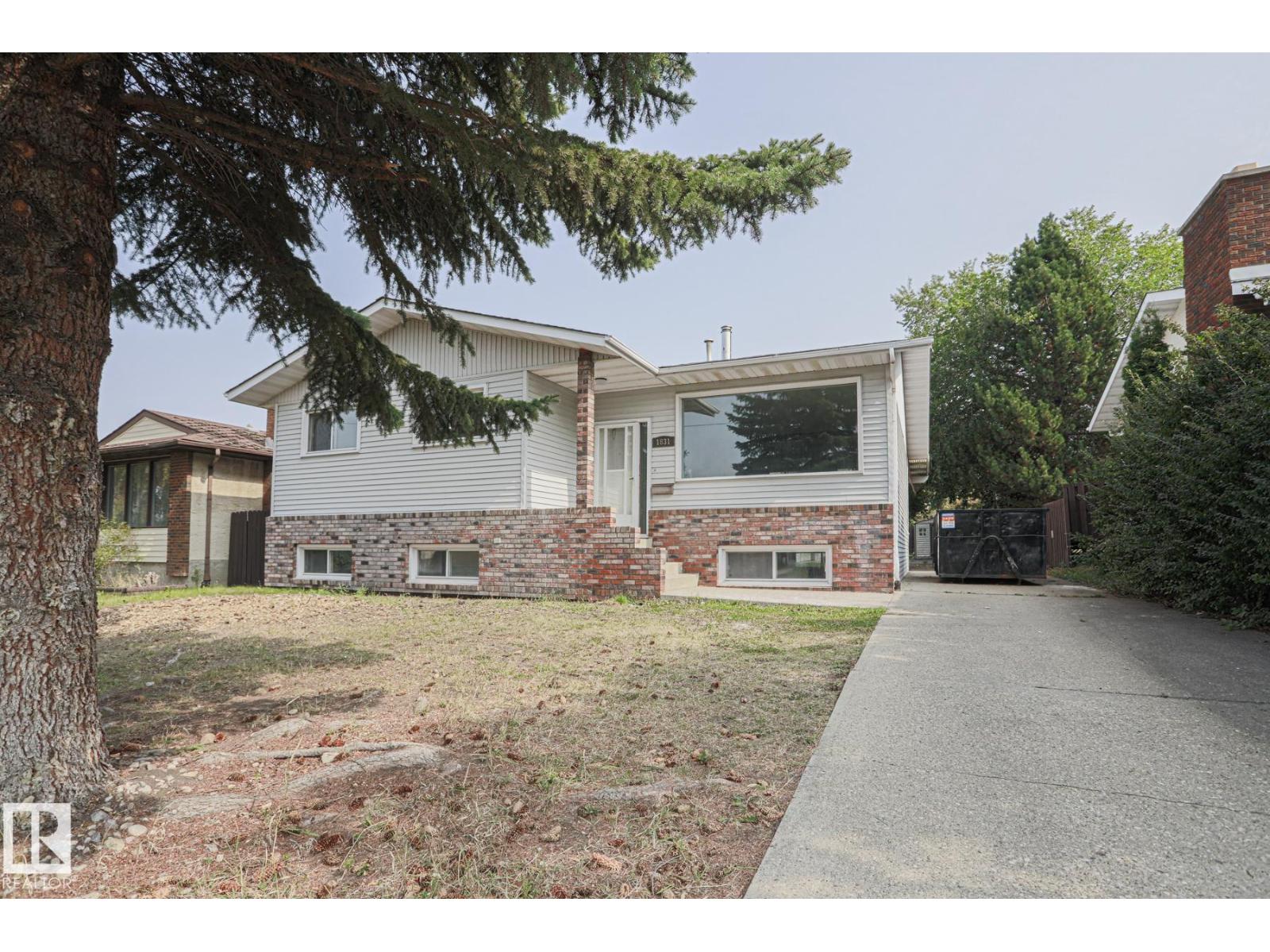 1831 51 ST NW, Edmonton, Alberta