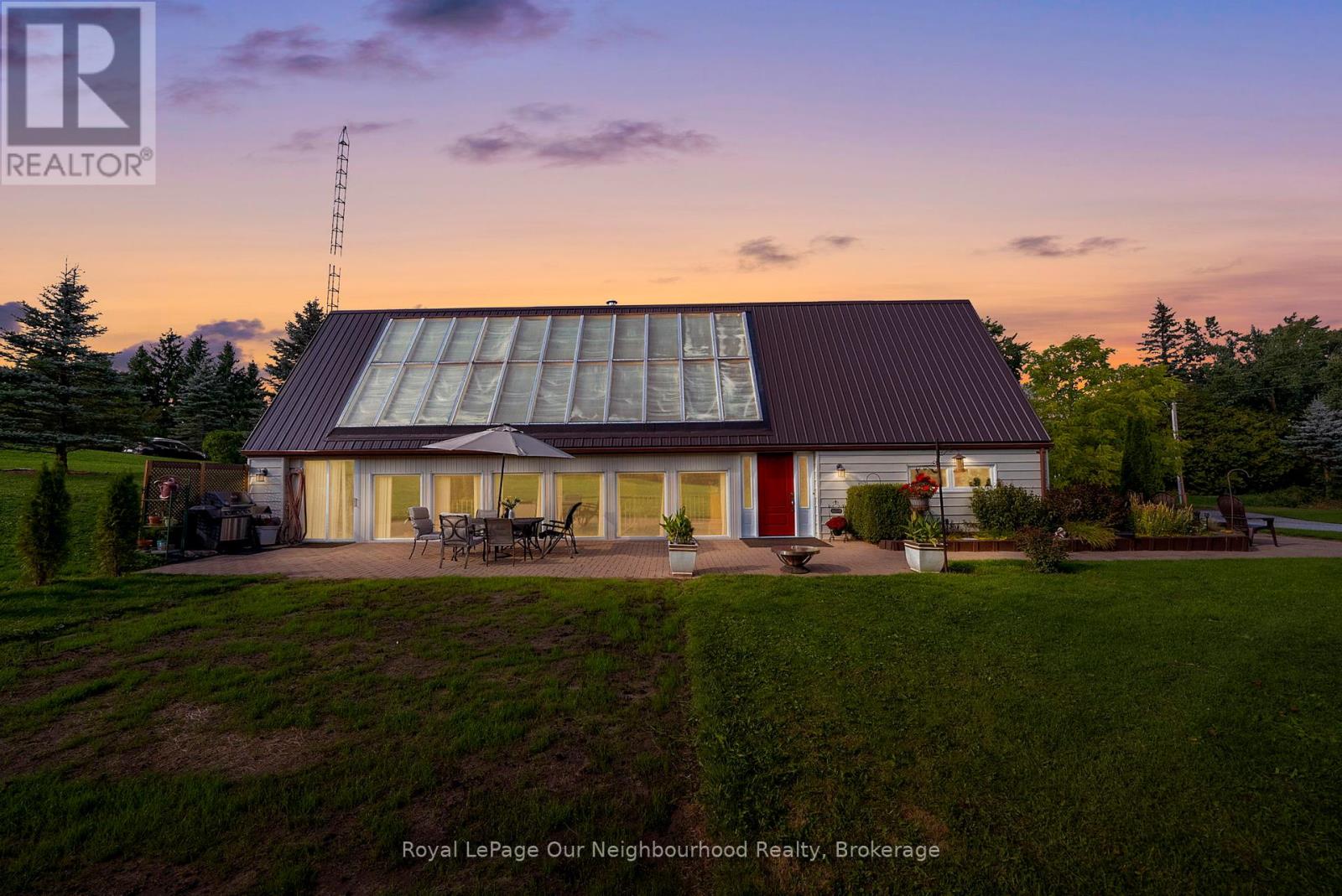 9 Columbus Street S, Kawartha Lakes, Ontario  K9V 0J9 - Photo 3 - X12415248