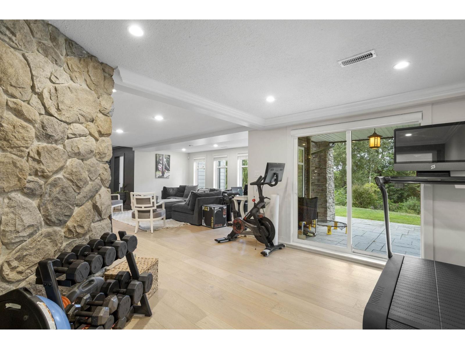 4374 Bridgeview Street, Abbotsford, British Columbia  V4X 1W8 - Photo 25 - R3049651