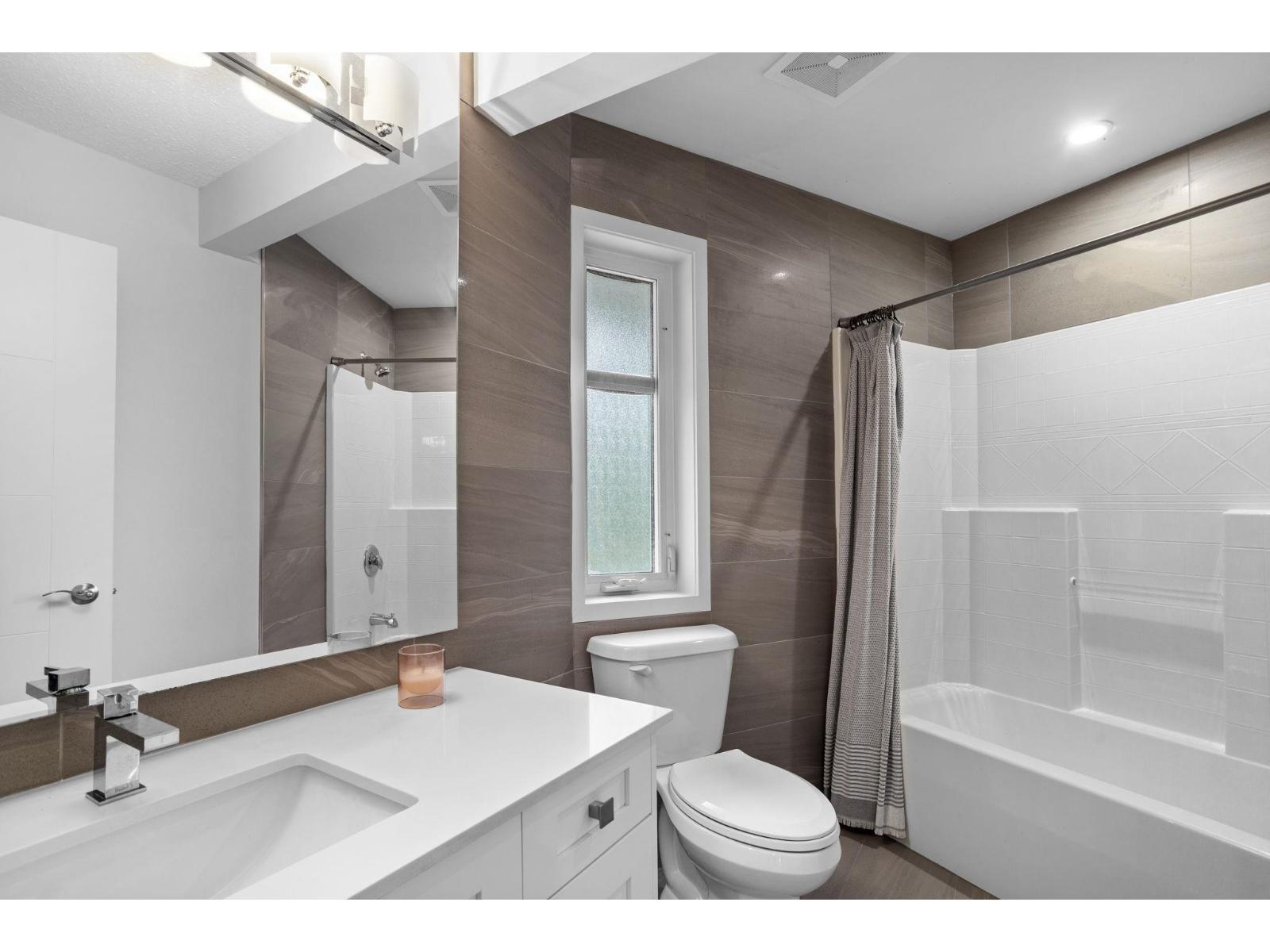4374 Bridgeview Street, Abbotsford, British Columbia  V4X 1W8 - Photo 17 - R3049651