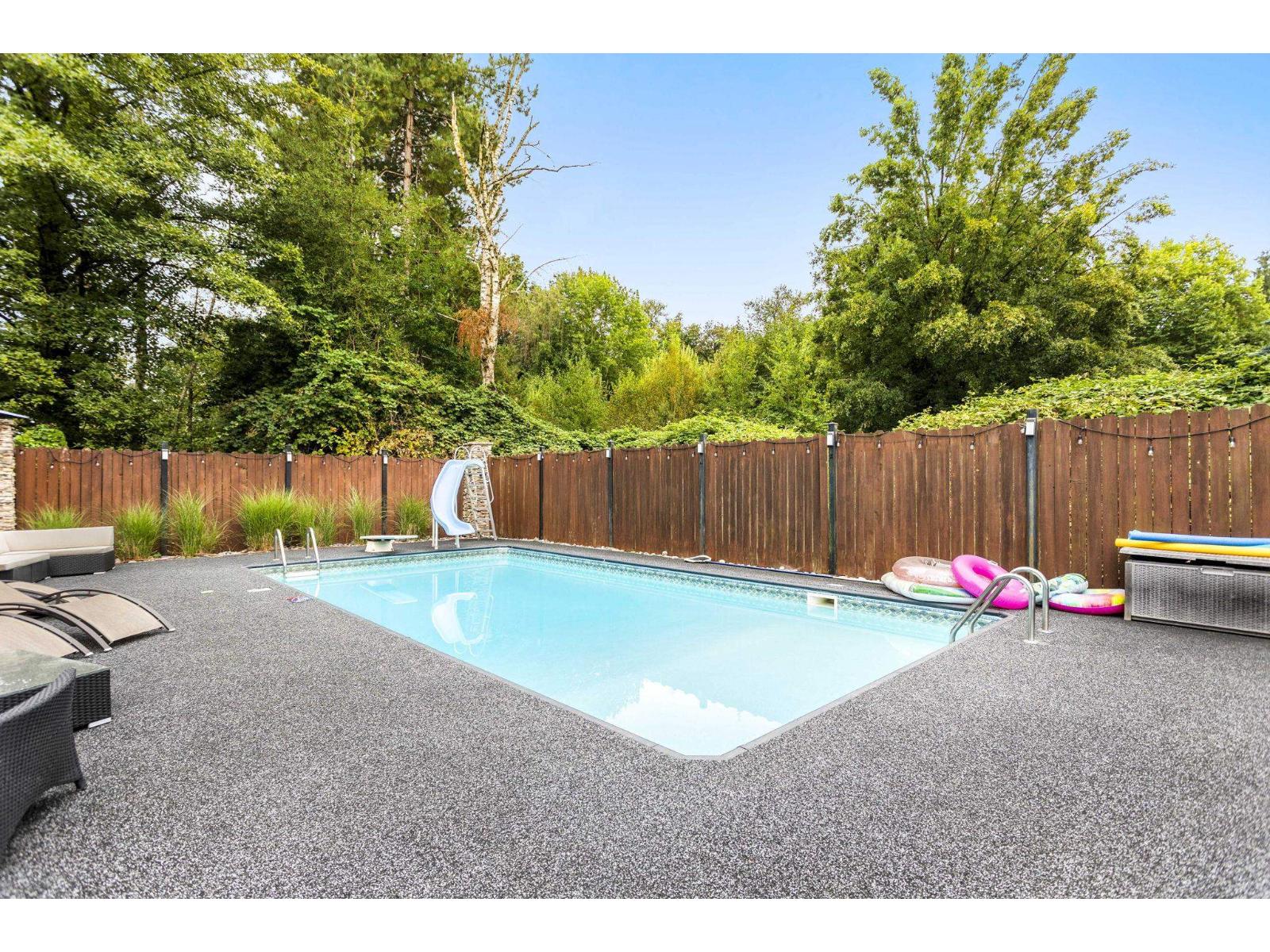 4374 Bridgeview Street, Abbotsford, British Columbia  V4X 1W8 - Photo 34 - R3049651