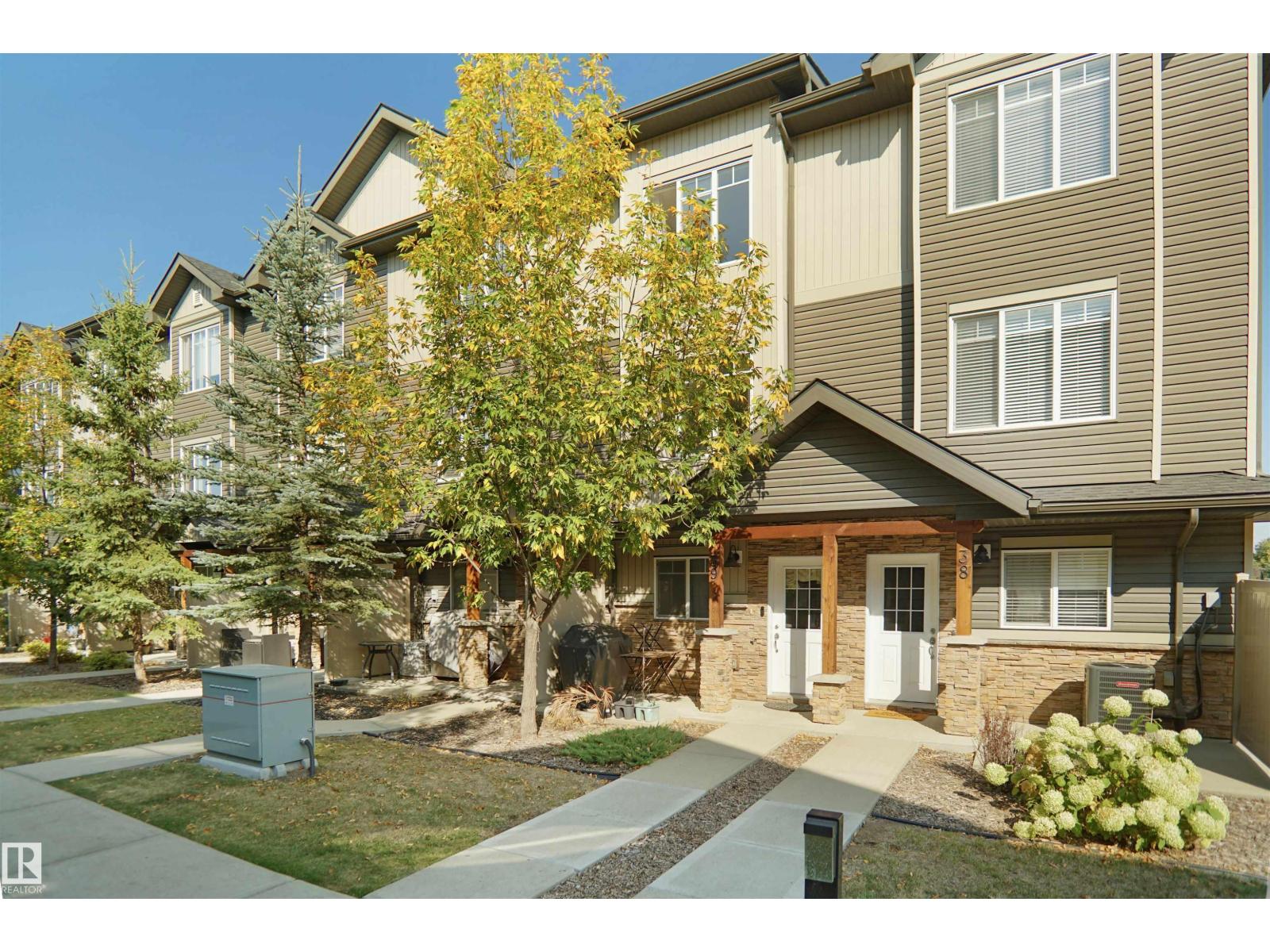 #39 9515 160 Av Nw, Edmonton, Alberta  T5Z 0M4 - Photo 2 - E4458560