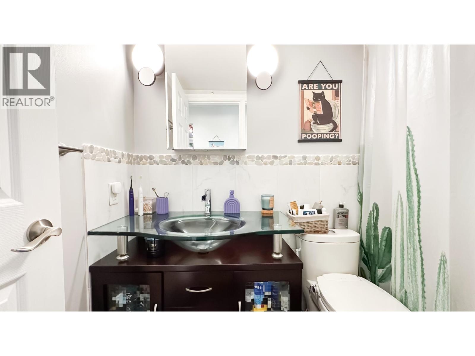 306 252 W 2nd Street, North Vancouver, British Columbia  V7M 1C8 - Photo 14 - R3046574