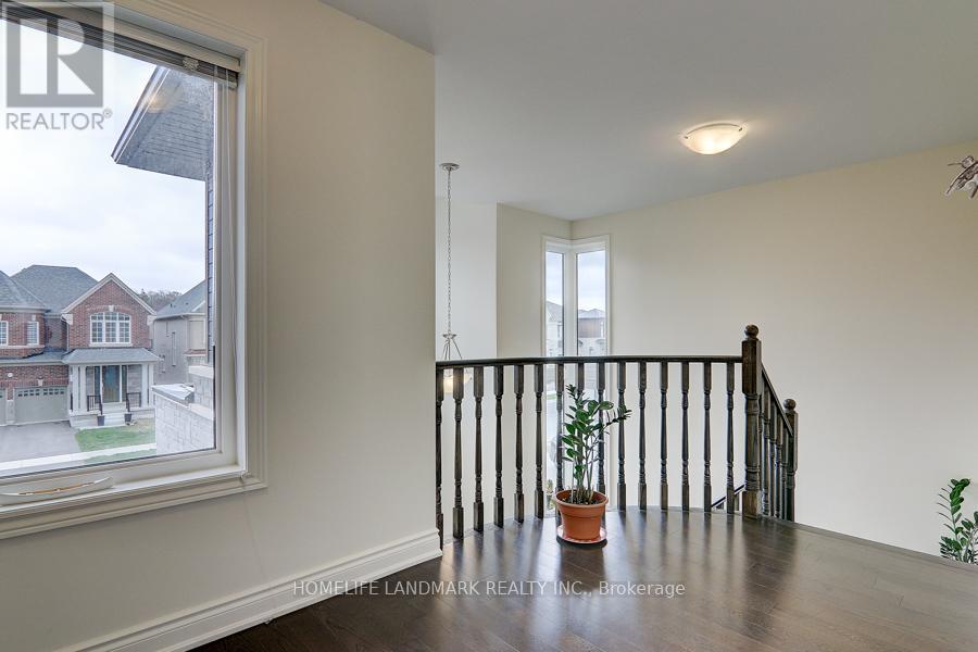 98 Beckett Avenue, East Gwillimbury, Ontario  L9N 0S7 - Photo 25 - N12414999
