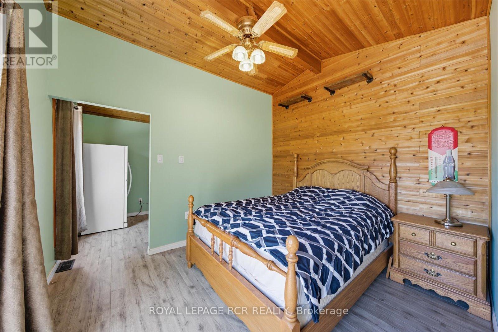 1637 15 Side Road, New Tecumseth, Ontario  L0G 1W0 - Photo 16 - N12415008