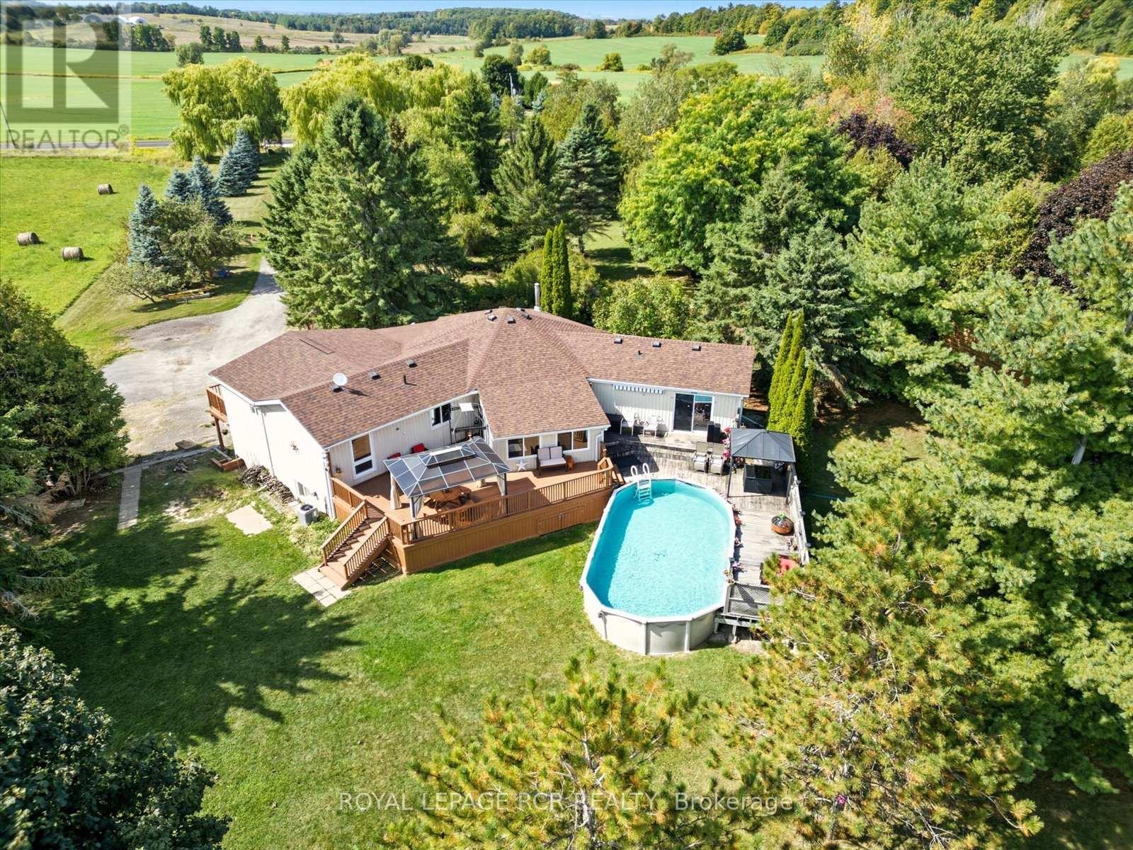 1637 15 Side Road, New Tecumseth, Ontario  L0G 1W0 - Photo 46 - N12415008