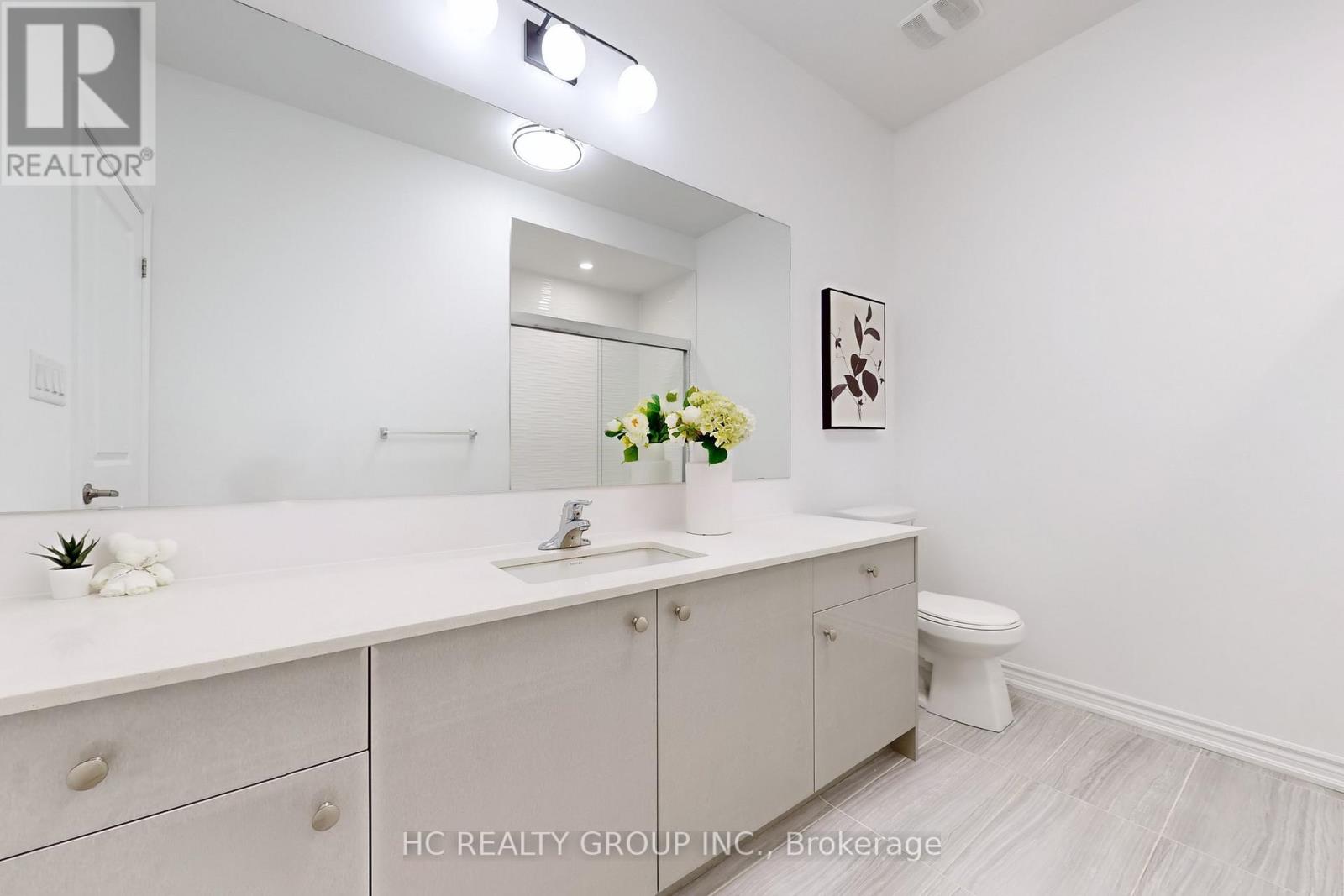 64 La Tache Crescent, Markham, Ontario  L6C 0Z6 - Photo 18 - N12415054
