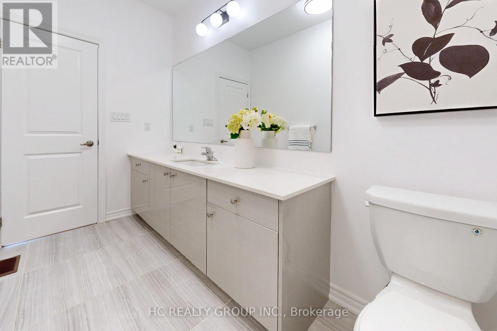 64 La Tache Crescent, Markham, Ontario  L6C 0Z6 - Photo 19 - N12415054