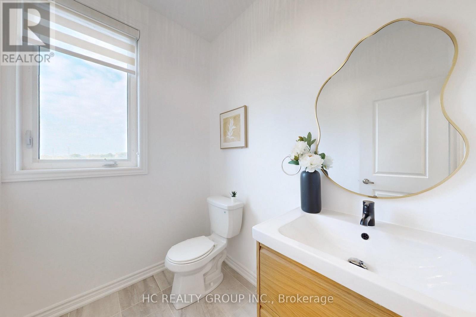 64 La Tache Crescent, Markham, Ontario  L6C 0Z6 - Photo 25 - N12415054
