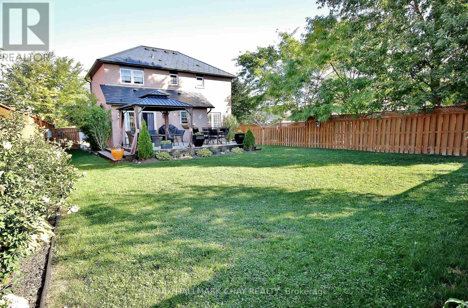 1084 Winnifred Court, Innisfil, Ontario  L9S 2B3 - Photo 34 - N12415097